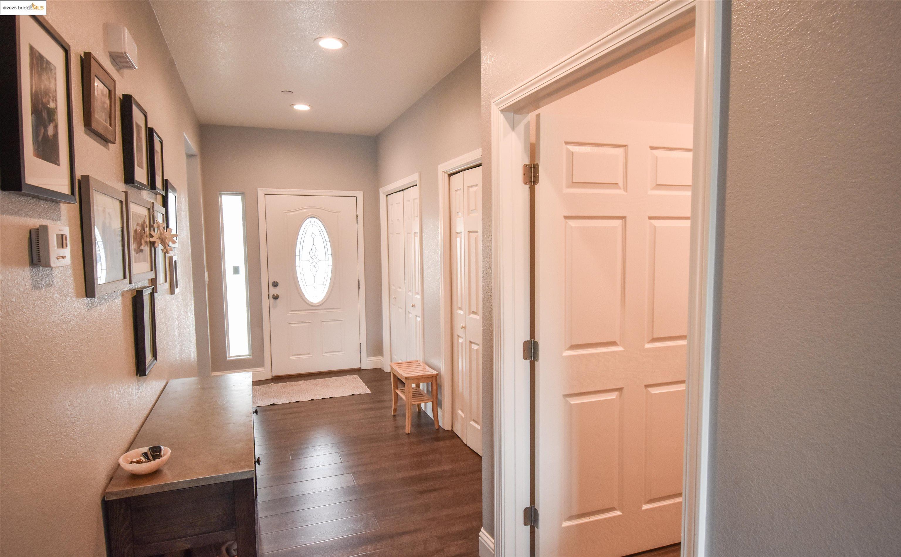 Detail Gallery Image 8 of 52 For 20363 Starr King Dr., Soulsbyville,  CA 95372 - 3 Beds | 2 Baths