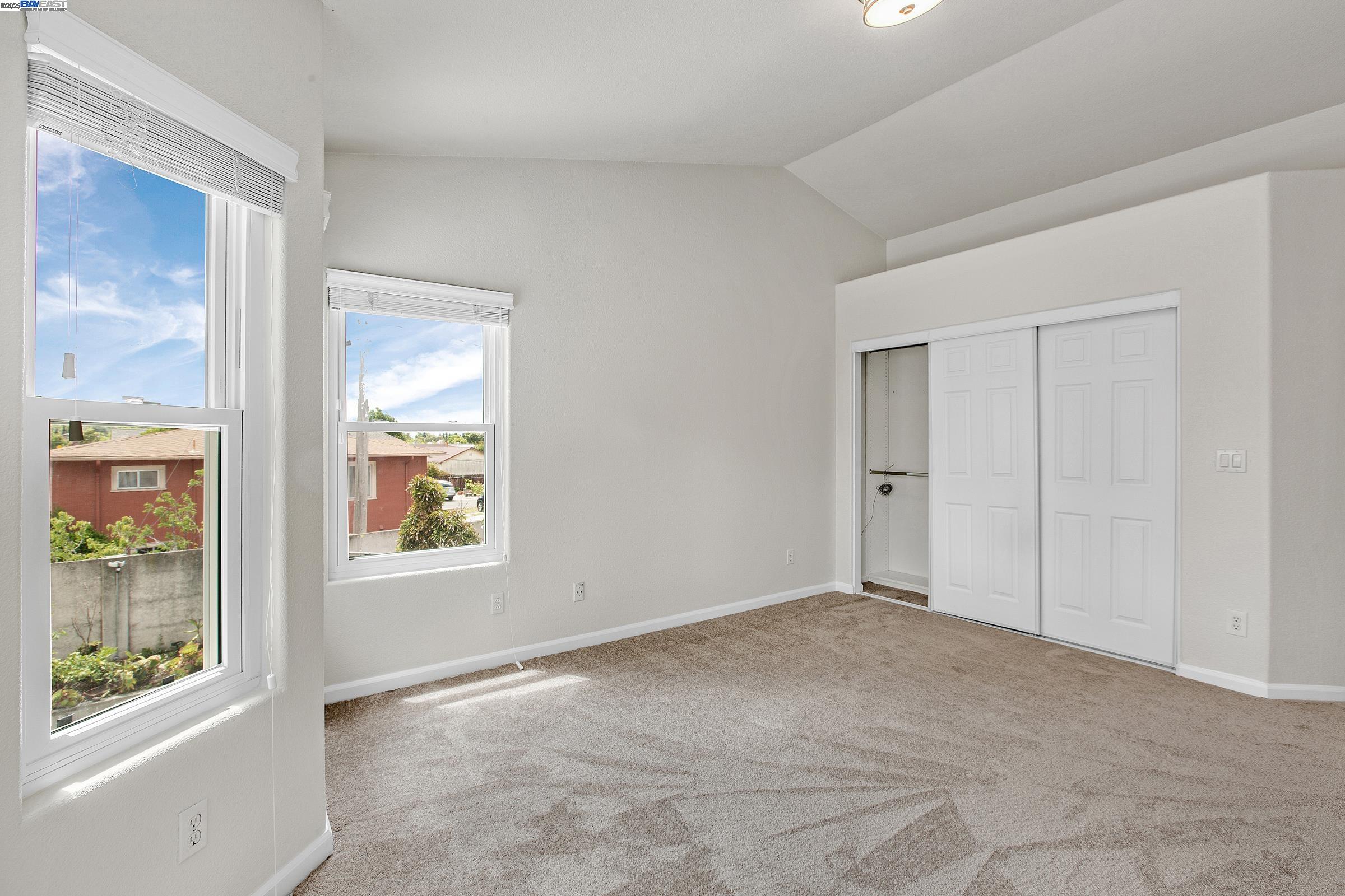 Detail Gallery Image 15 of 37 For 1205 Amber Ct, San Leandro,  CA 94577 - 4 Beds | 2/1 Baths