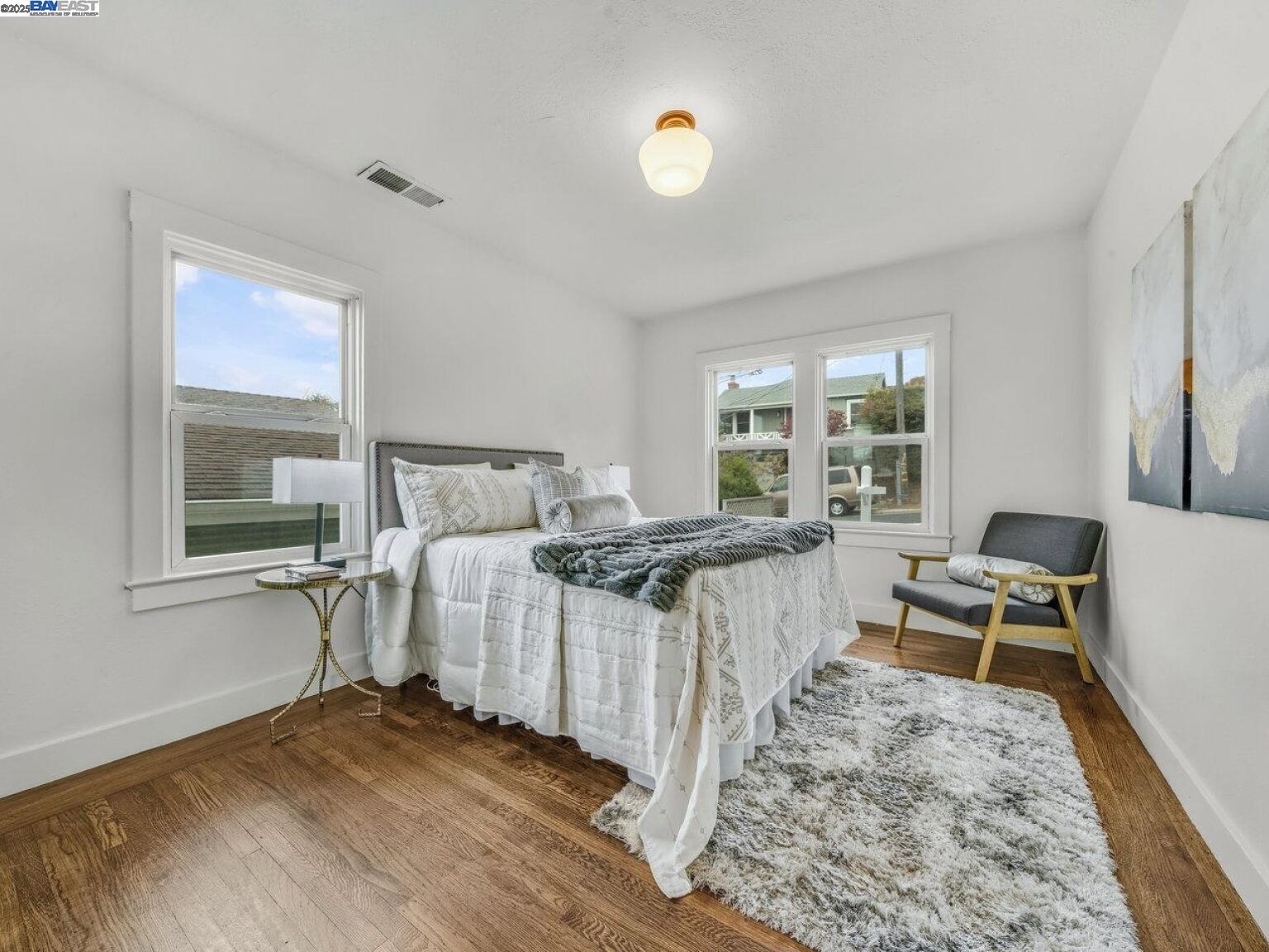 Detail Gallery Image 24 of 60 For 812 Washington Avenue, Albany,  CA 94706 - 4 Beds | 2/1 Baths