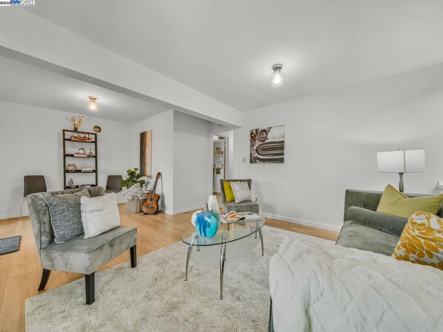 Detail Gallery Image 45 of 60 For 812 Washington Avenue, Albany,  CA 94706 - 4 Beds | 2/1 Baths