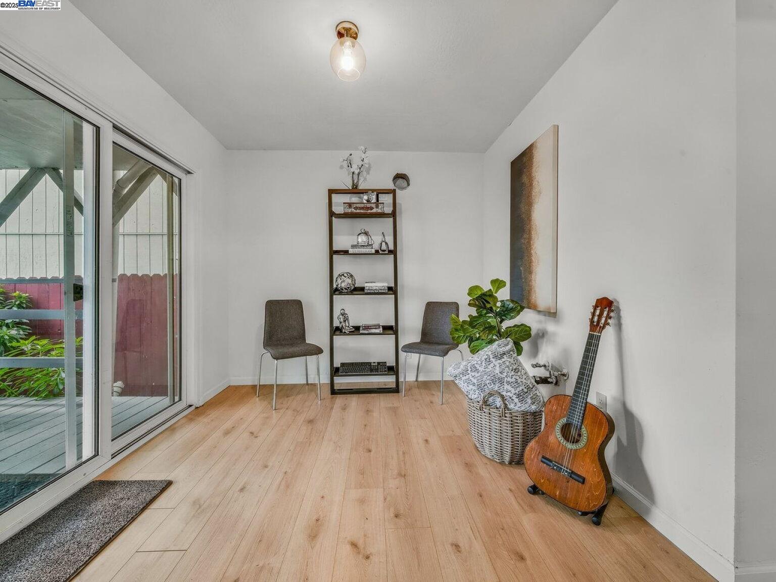 Detail Gallery Image 50 of 60 For 812 Washington Avenue, Albany,  CA 94706 - 4 Beds | 2/1 Baths