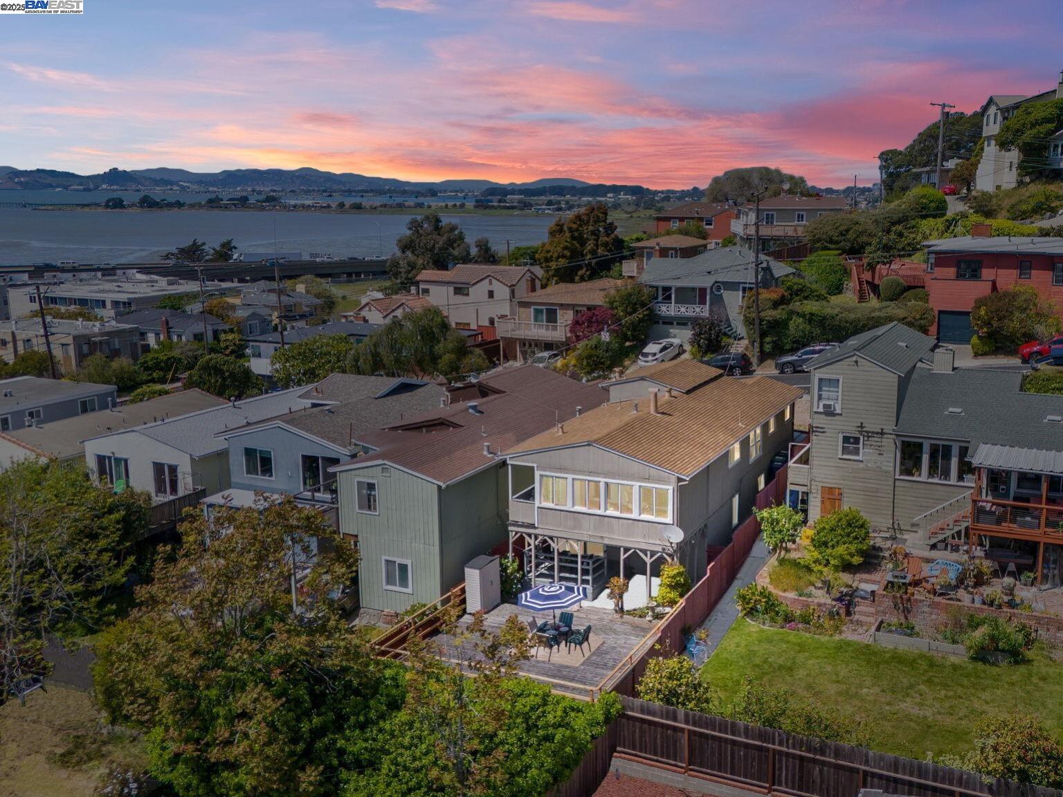 Detail Gallery Image 60 of 60 For 812 Washington Avenue, Albany,  CA 94706 - 4 Beds | 2/1 Baths