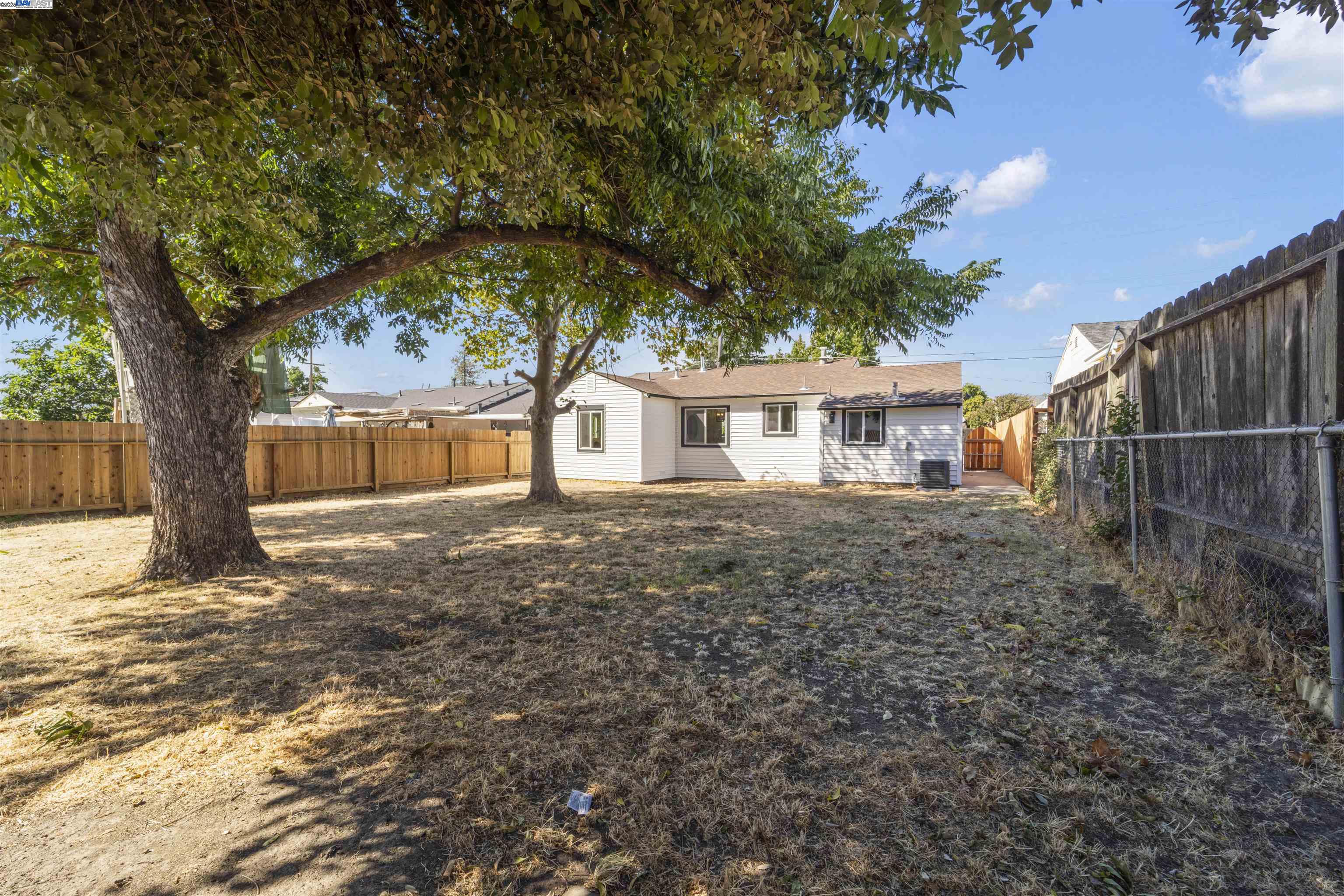 Detail Gallery Image 22 of 26 For 54 E 13th St, Antioch,  CA 94509 - 2 Beds | 1 Baths