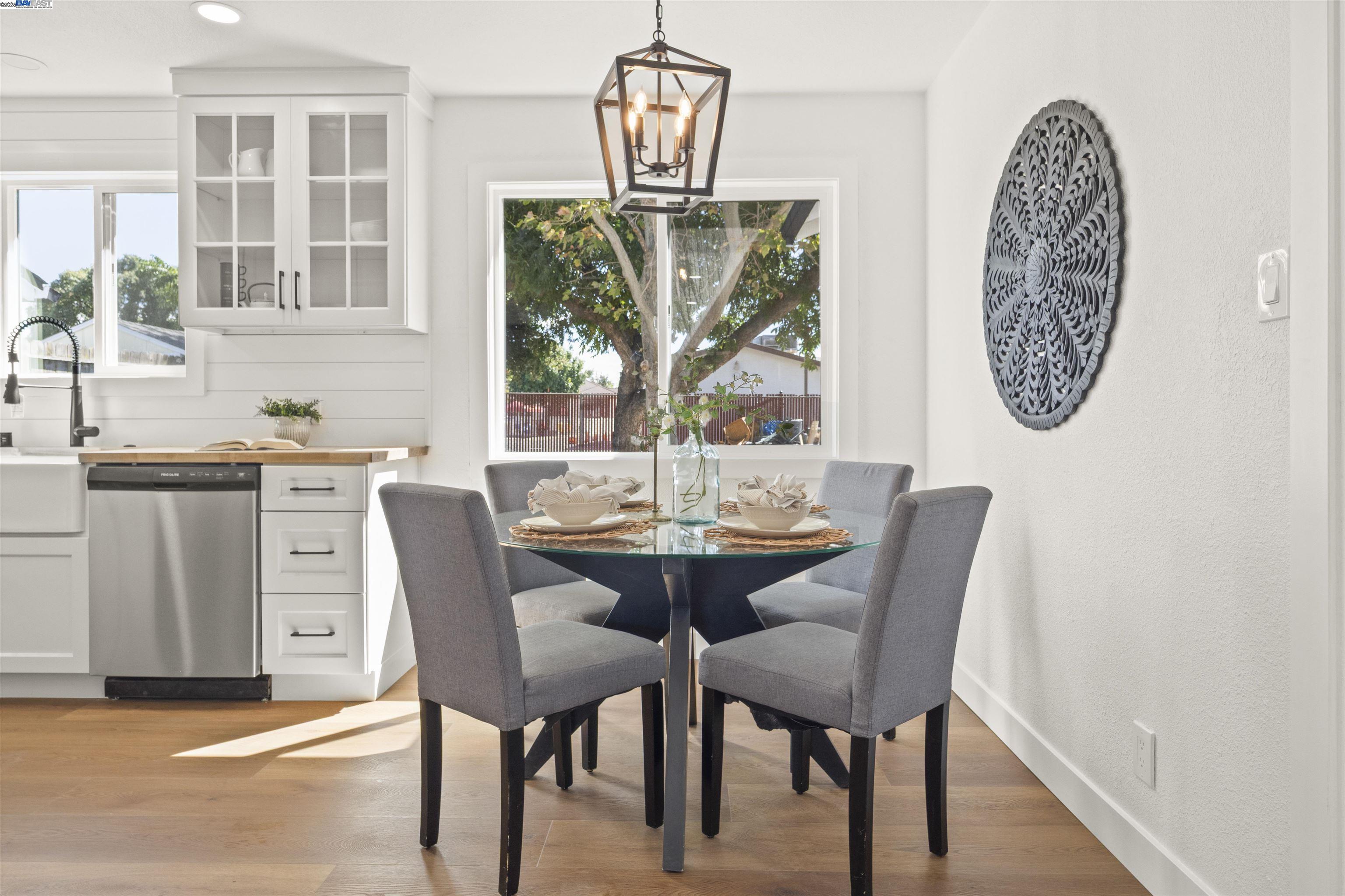 Detail Gallery Image 7 of 26 For 54 E 13th St, Antioch,  CA 94509 - 2 Beds | 1 Baths