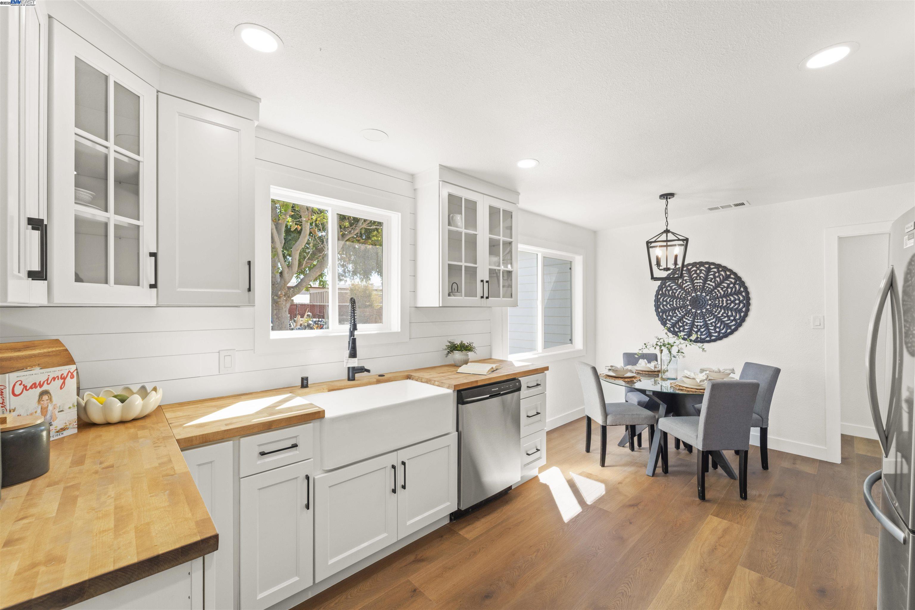 Detail Gallery Image 10 of 26 For 54 E 13th St, Antioch,  CA 94509 - 2 Beds | 1 Baths