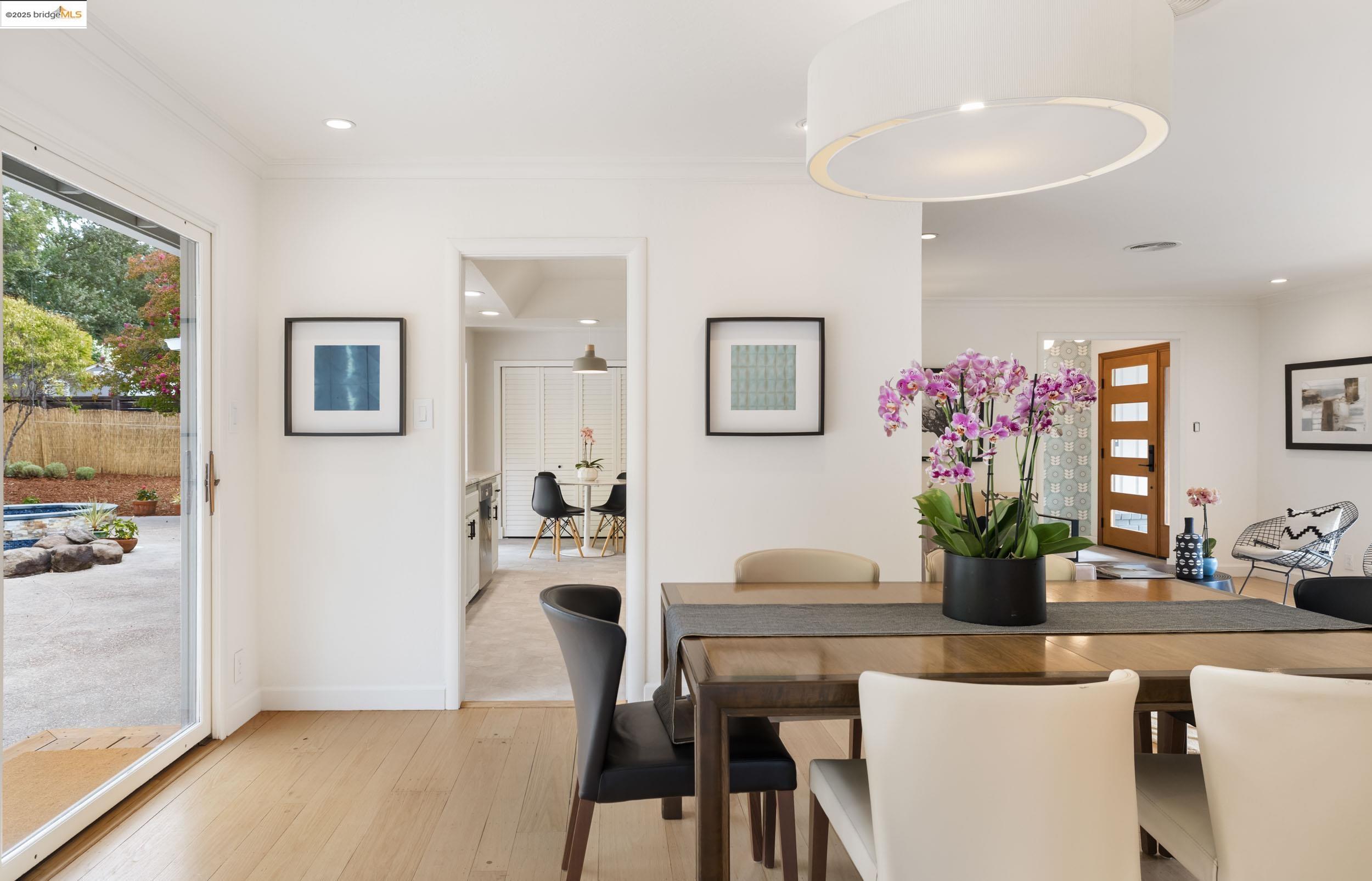 Detail Gallery Image 11 of 60 For 150 Santa Rita Dr, Walnut Creek,  CA 94596 - 3 Beds | 2 Baths