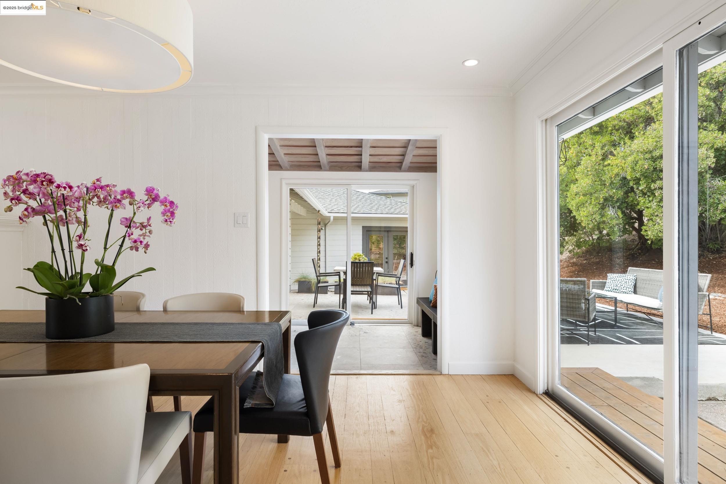 Detail Gallery Image 17 of 60 For 150 Santa Rita Dr, Walnut Creek,  CA 94596 - 3 Beds | 2 Baths