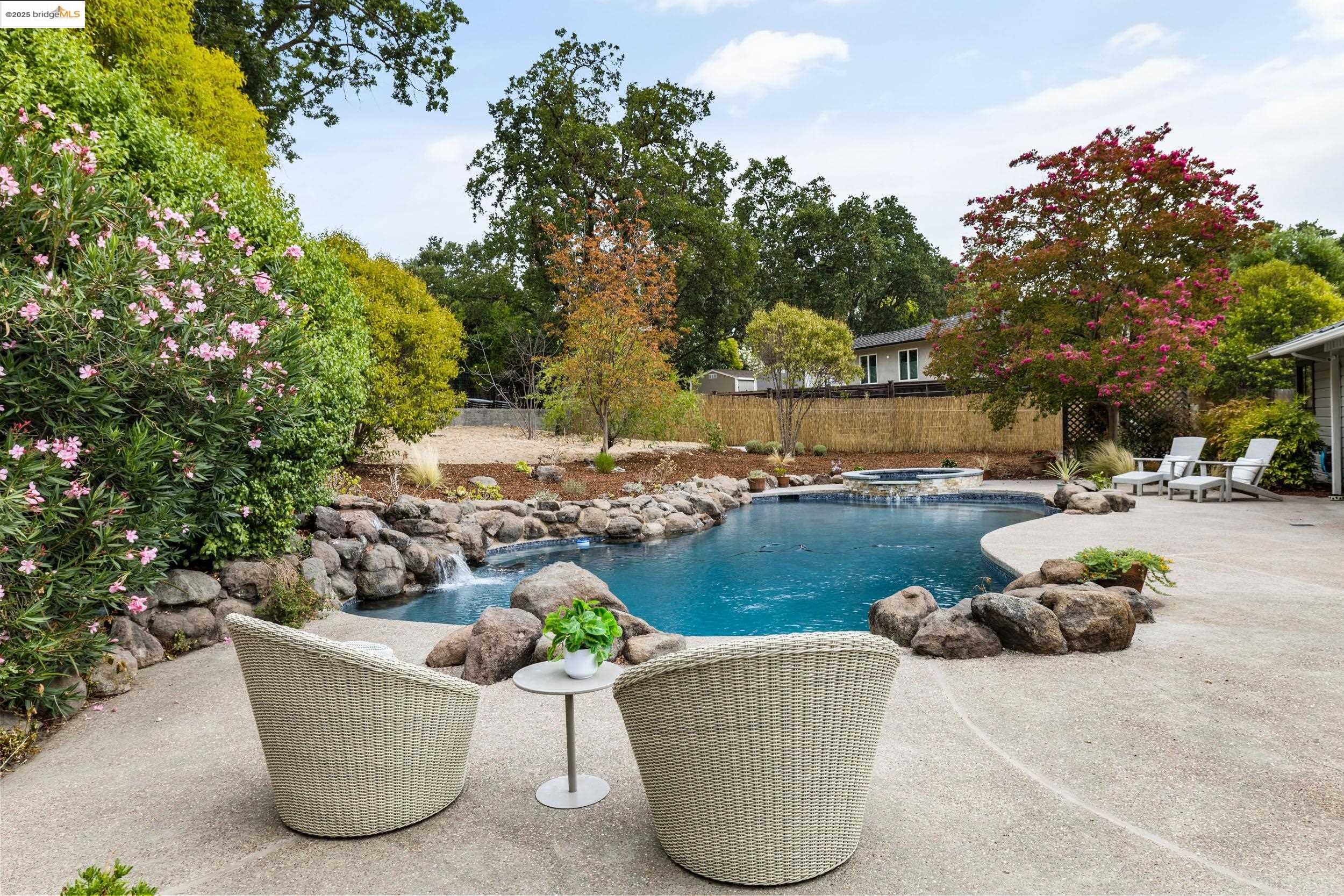 Detail Gallery Image 42 of 60 For 150 Santa Rita Dr, Walnut Creek,  CA 94596 - 3 Beds | 2 Baths