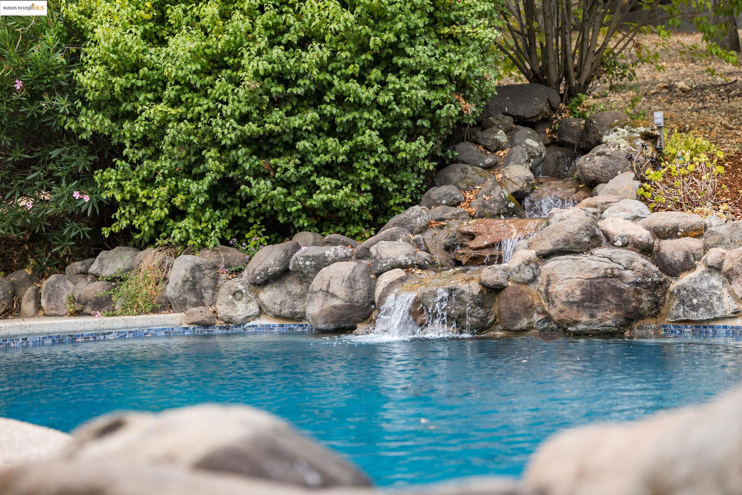 Detail Gallery Image 45 of 60 For 150 Santa Rita Dr, Walnut Creek,  CA 94596 - 3 Beds | 2 Baths