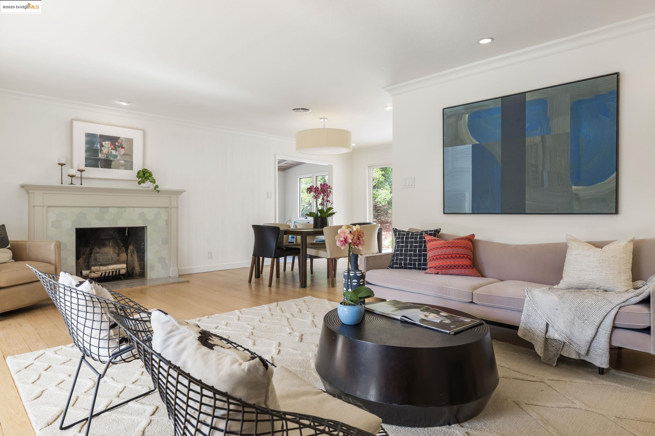 Detail Gallery Image 7 of 60 For 150 Santa Rita Dr, Walnut Creek,  CA 94596 - 3 Beds | 2 Baths