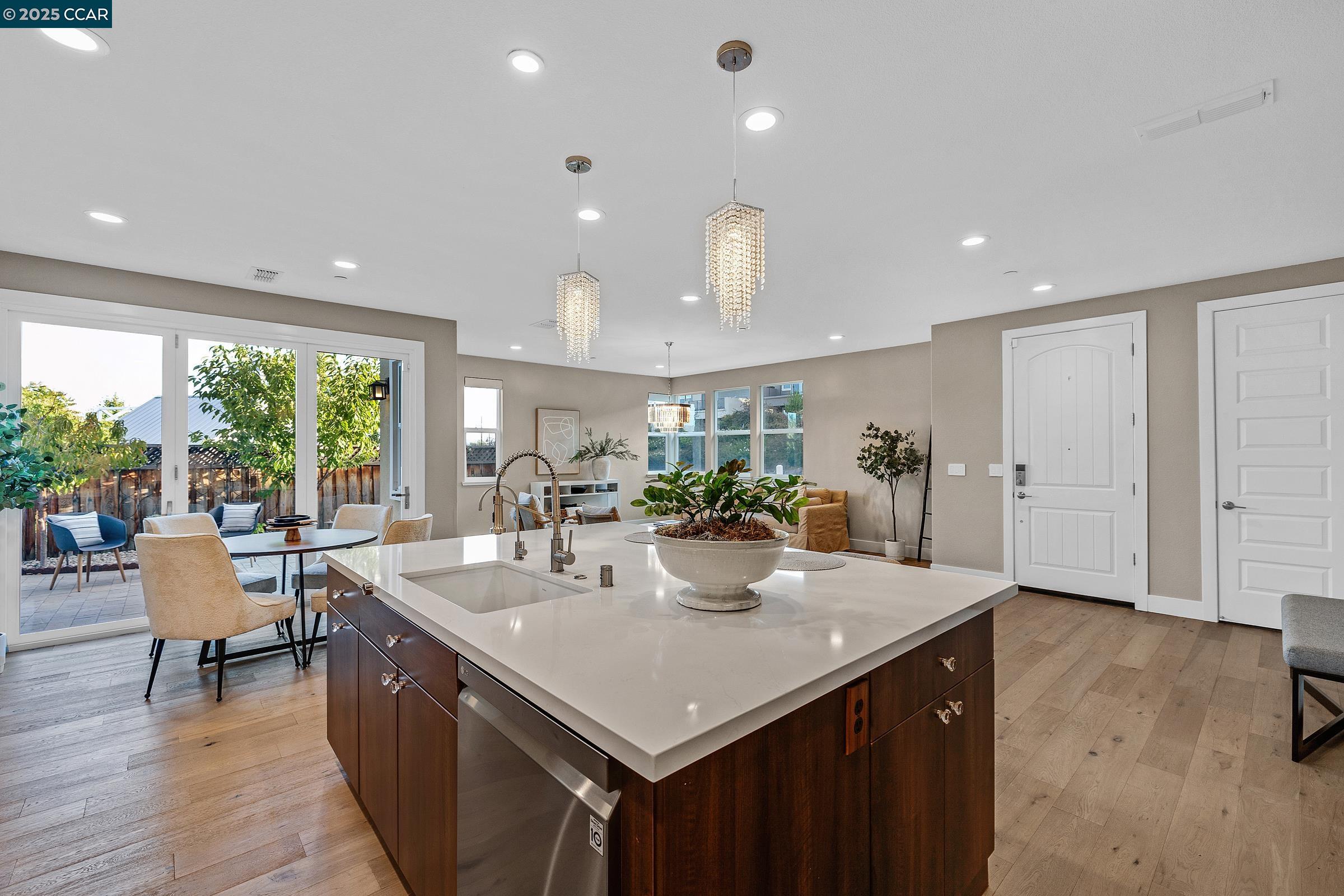 Photo #10: 41111364 Listing: Photo #10
