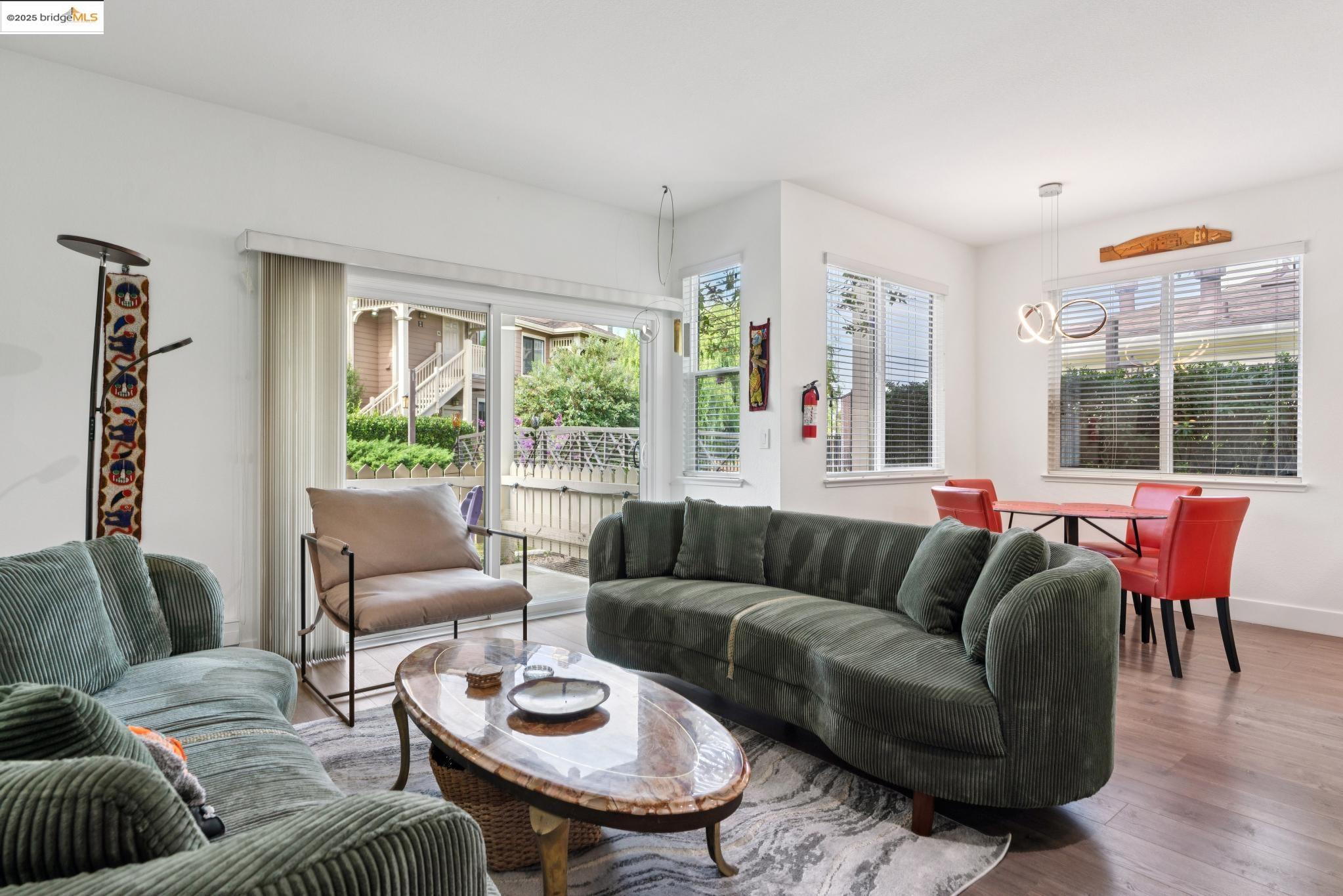 Photo #6: 41111367 Listing 