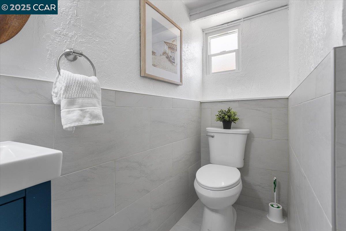Detail Gallery Image 44 of 60 For 5323 Normandie Ave, Oakland,  CA 94619 - 2 Beds | 2 Baths