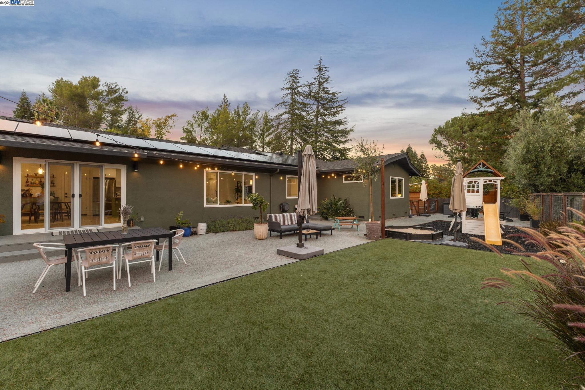 Detail Gallery Image 46 of 51 For 2602 Pebble Beach Loop, Lafayette,  CA 94549 - 4 Beds | 2 Baths