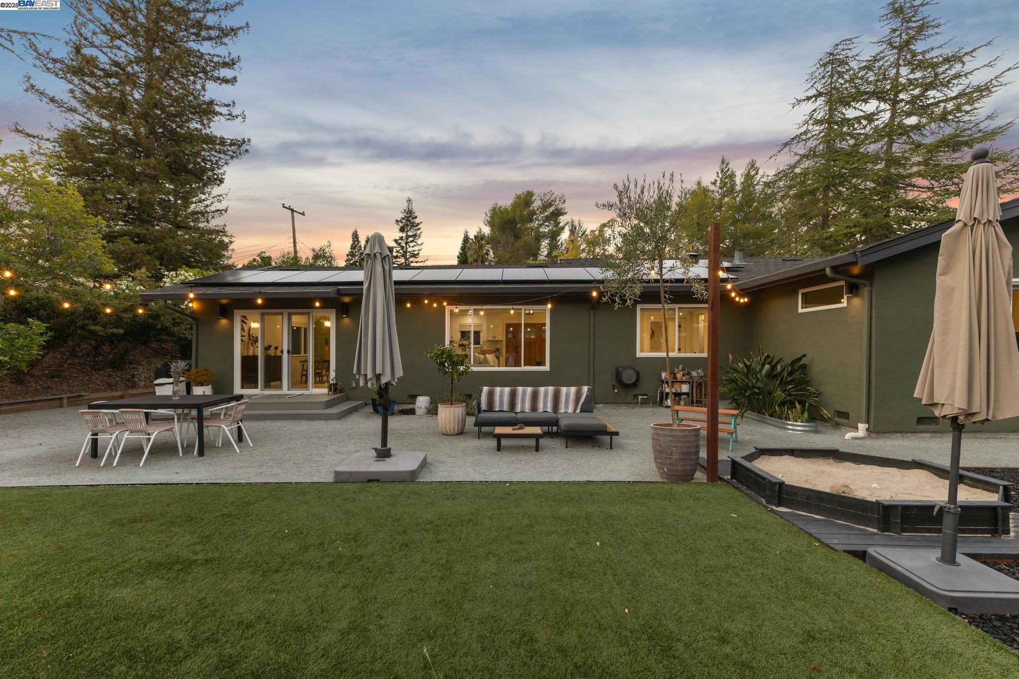 Detail Gallery Image 47 of 51 For 2602 Pebble Beach Loop, Lafayette,  CA 94549 - 4 Beds | 2 Baths