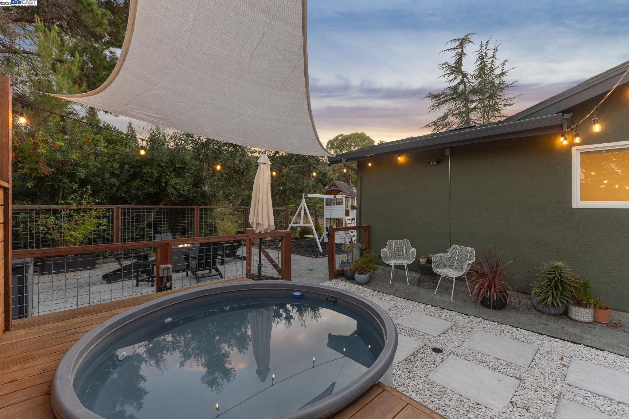 Detail Gallery Image 50 of 51 For 2602 Pebble Beach Loop, Lafayette,  CA 94549 - 4 Beds | 2 Baths