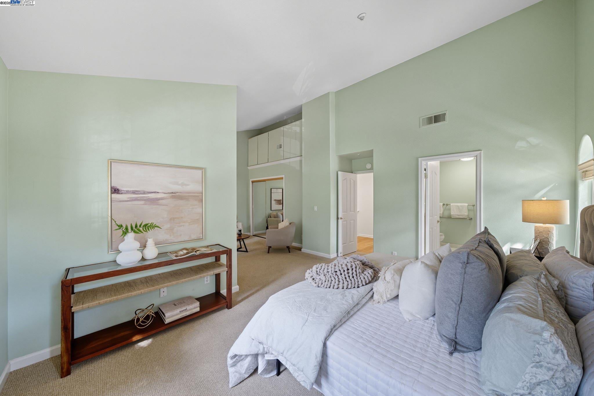 Detail Gallery Image 20 of 41 For 1555 Oxford Sreet, Redwood City,  CA 94061 - 3 Beds | 2/1 Baths