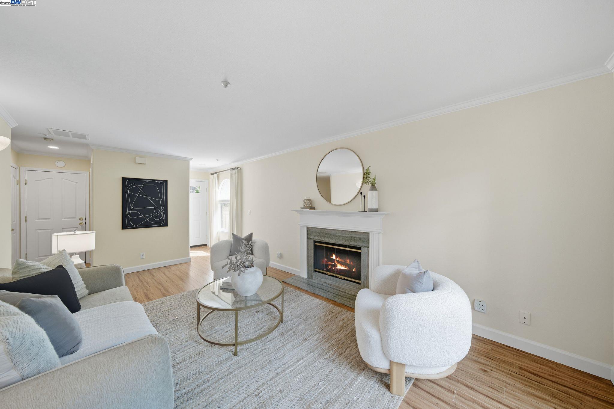 Detail Gallery Image 3 of 41 For 1555 Oxford Sreet, Redwood City,  CA 94061 - 3 Beds | 2/1 Baths