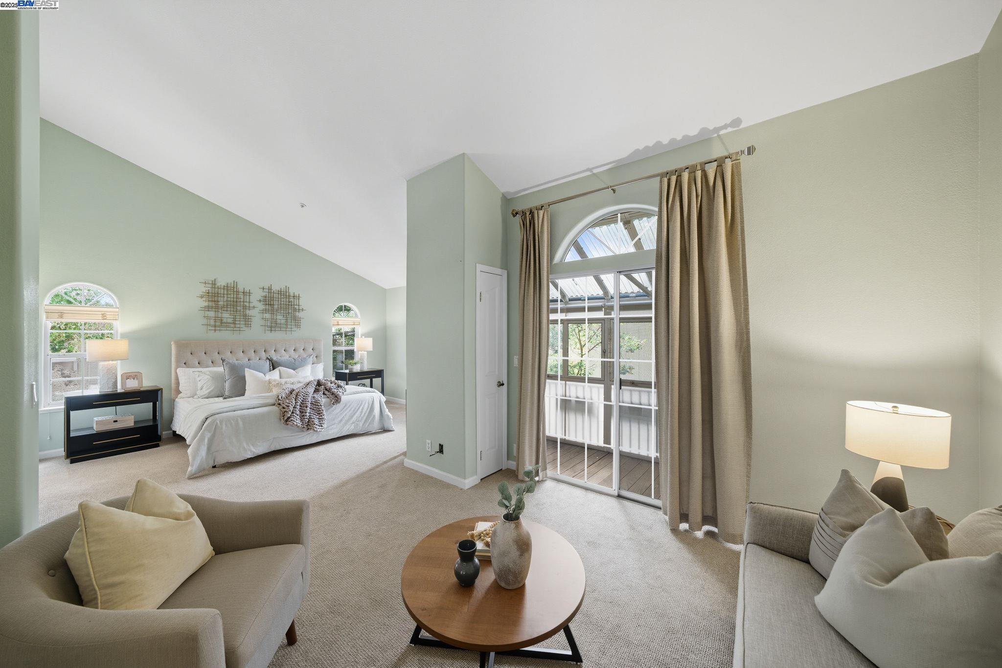 Detail Gallery Image 23 of 41 For 1555 Oxford Sreet, Redwood City,  CA 94061 - 3 Beds | 2/1 Baths