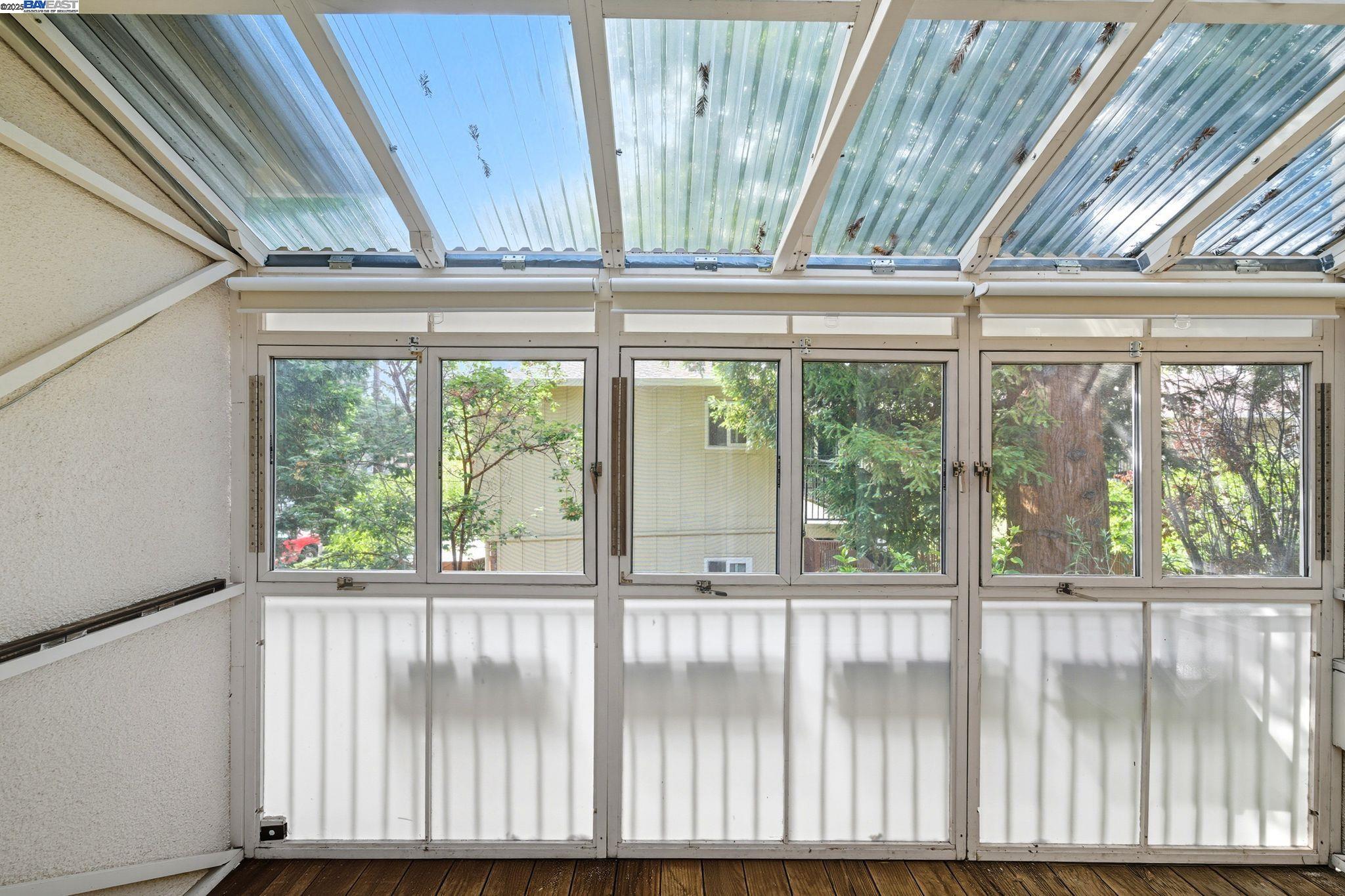 Detail Gallery Image 26 of 41 For 1555 Oxford Sreet, Redwood City,  CA 94061 - 3 Beds | 2/1 Baths
