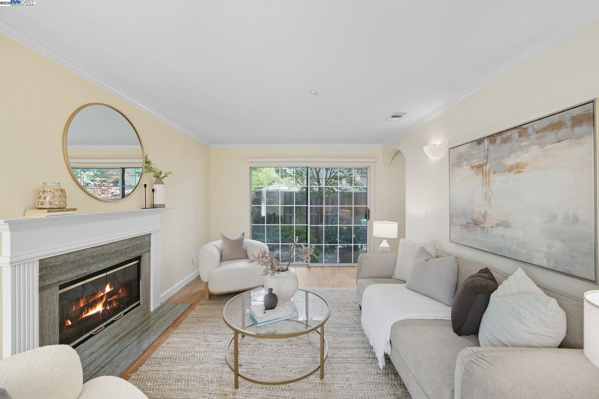 Detail Gallery Image 5 of 41 For 1555 Oxford Sreet, Redwood City,  CA 94061 - 3 Beds | 2/1 Baths