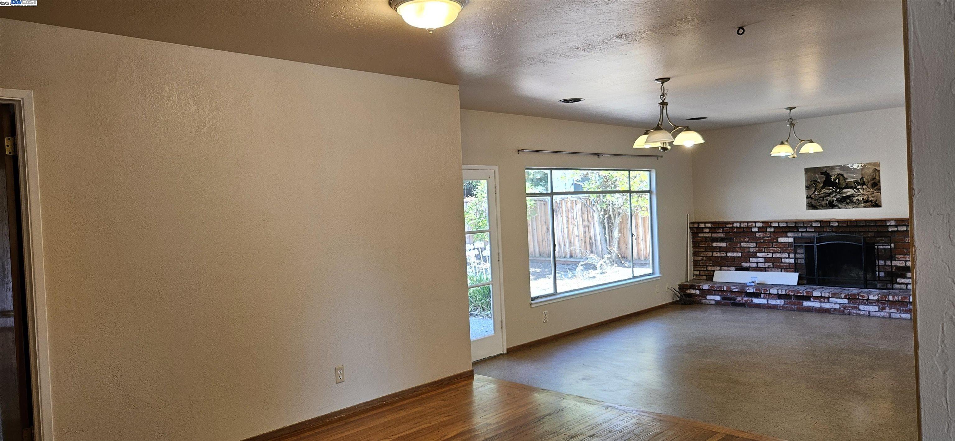 Detail Gallery Image 3 of 10 For 41772 Chadbourne Dr, Fremont,  CA 94539 - 4 Beds | 2 Baths