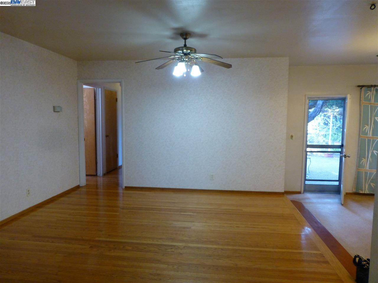 Detail Gallery Image 5 of 10 For 41772 Chadbourne Dr, Fremont,  CA 94539 - 4 Beds | 2 Baths