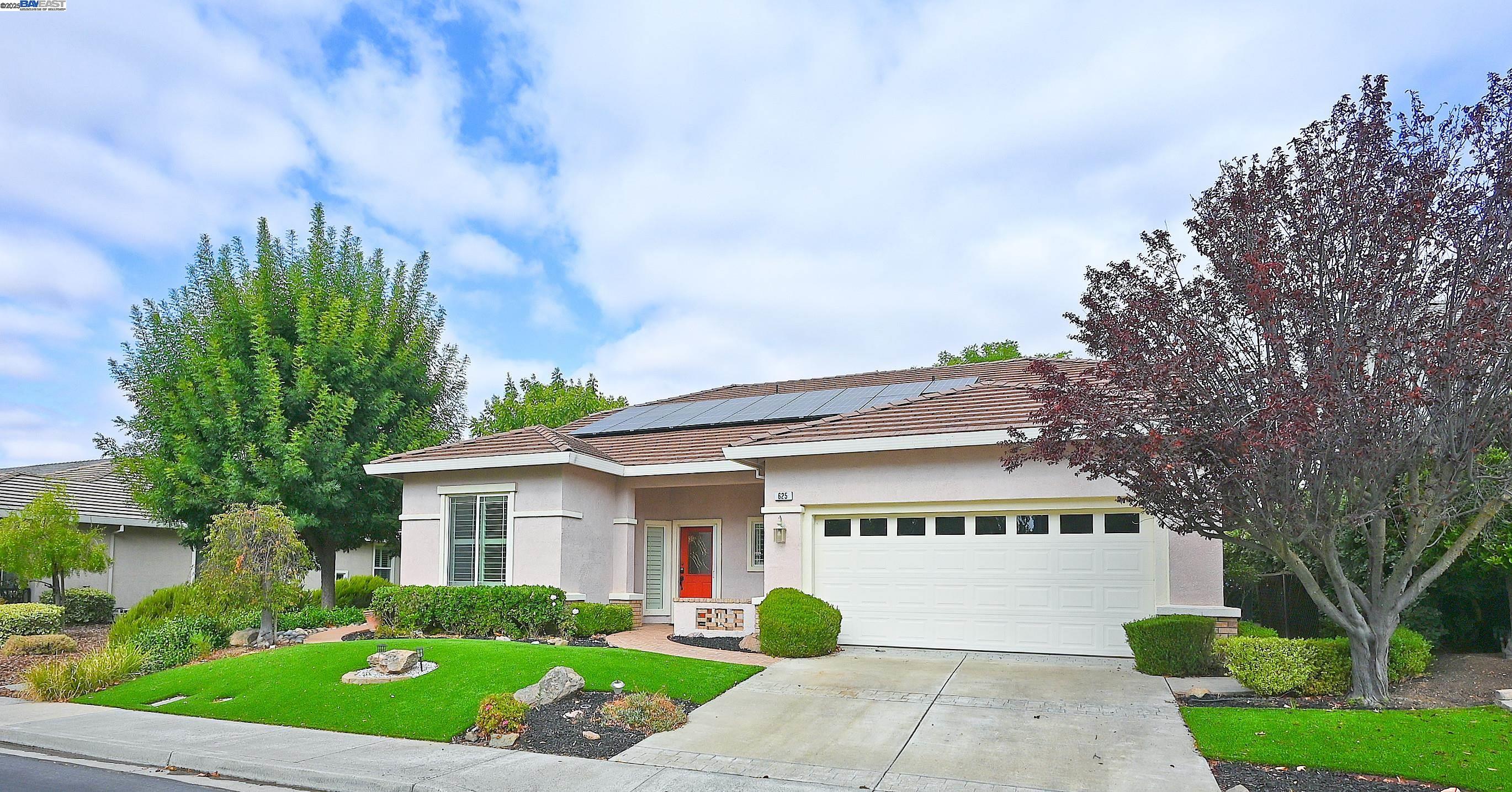 Detail Gallery Image 2 of 60 For 625 Pomona Dr, Brentwood,  CA 94513 - 2 Beds | 2 Baths