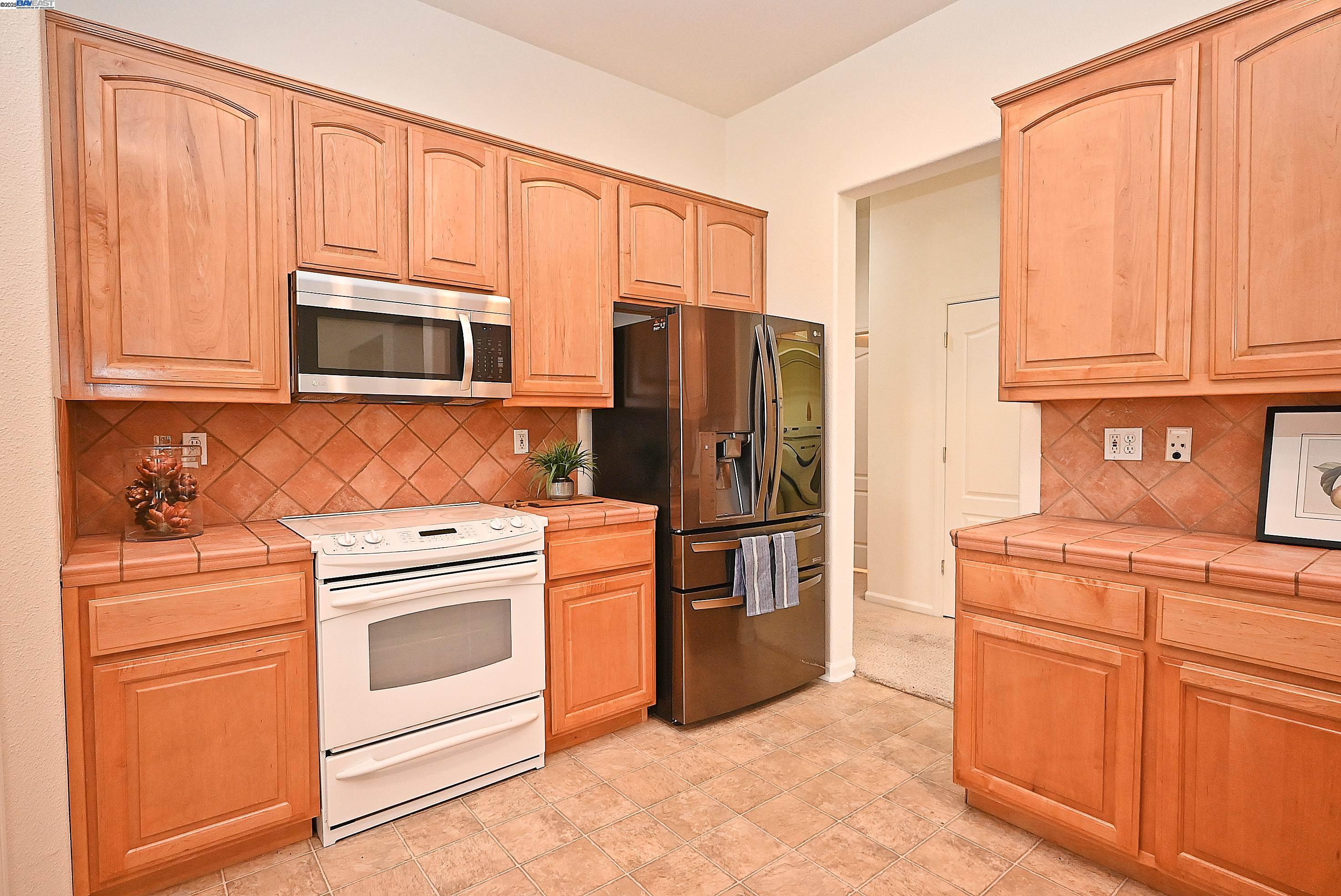 Detail Gallery Image 9 of 60 For 625 Pomona Dr, Brentwood,  CA 94513 - 2 Beds | 2 Baths