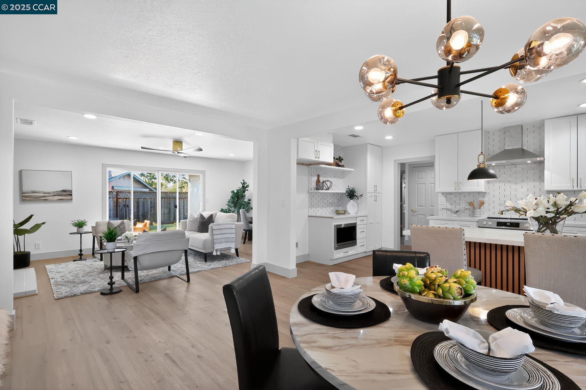Detail Gallery Image 12 of 29 For 1729 Foxworthy Avenue, San Jose,  CA 95124 - 3 Beds | 2 Baths