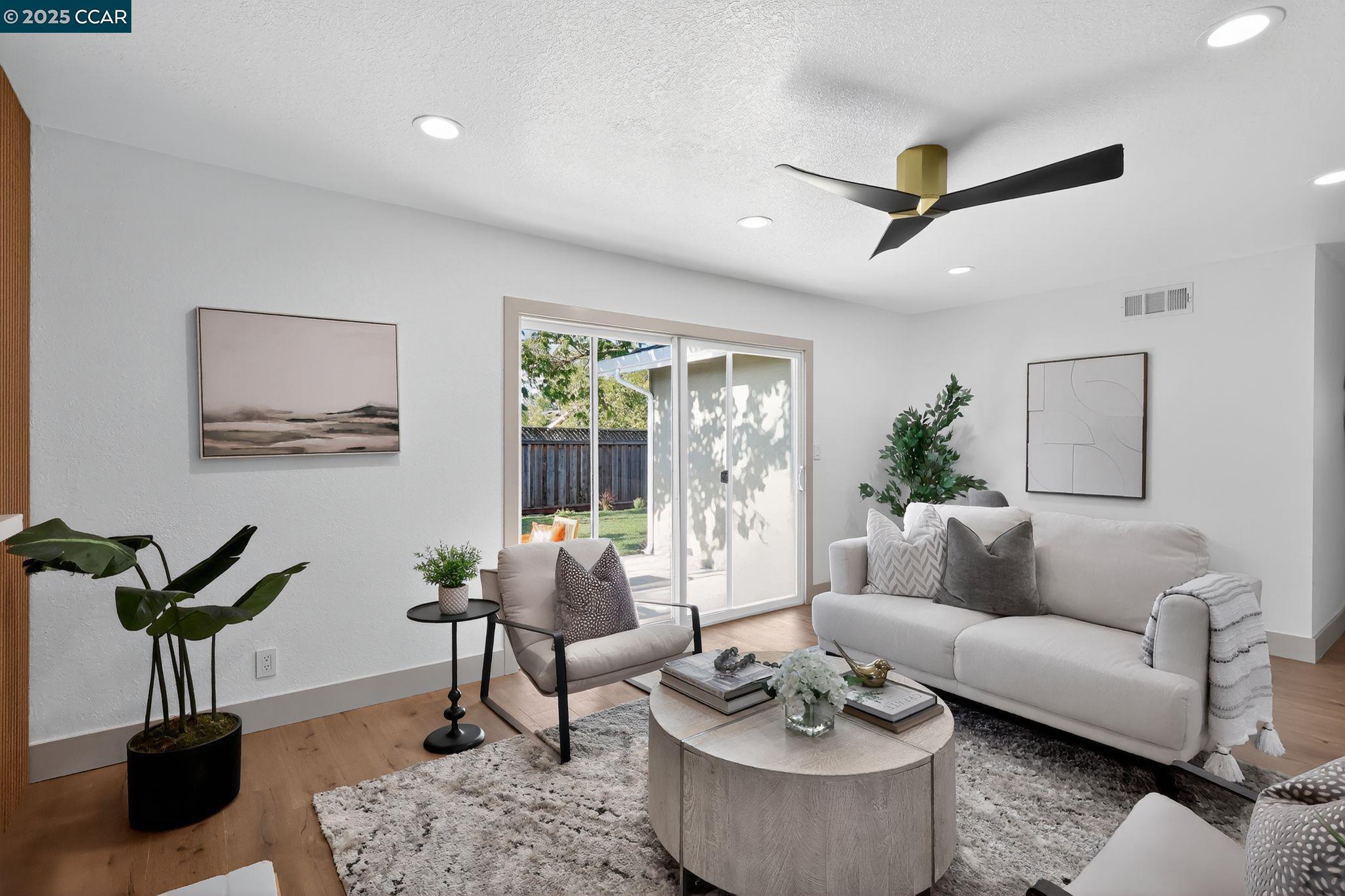 Detail Gallery Image 5 of 29 For 1729 Foxworthy Avenue, San Jose,  CA 95124 - 3 Beds | 2 Baths
