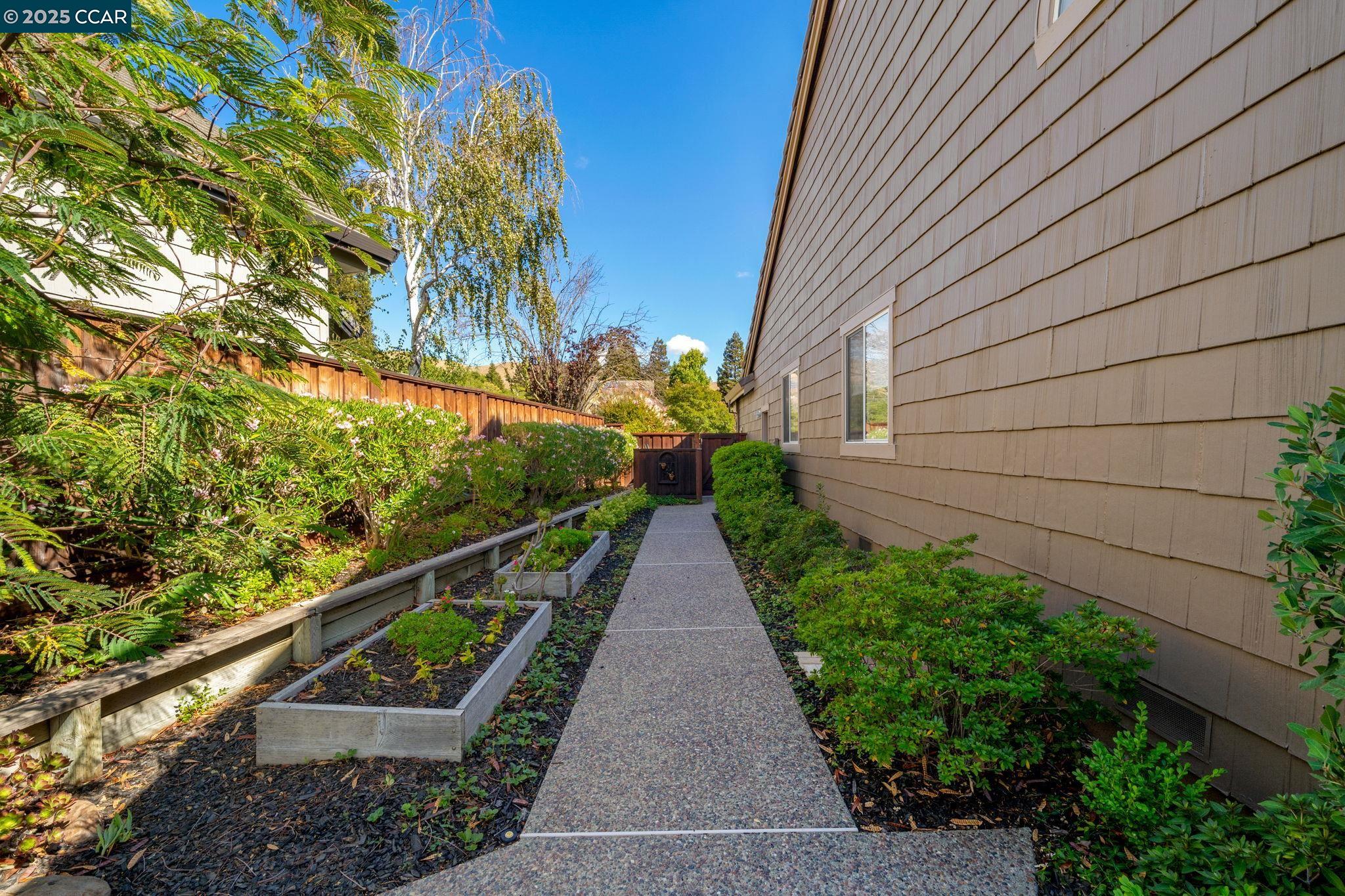Detail Gallery Image 33 of 48 For 117 Crow Pl, Clayton,  CA 94517 - 3 Beds | 2 Baths