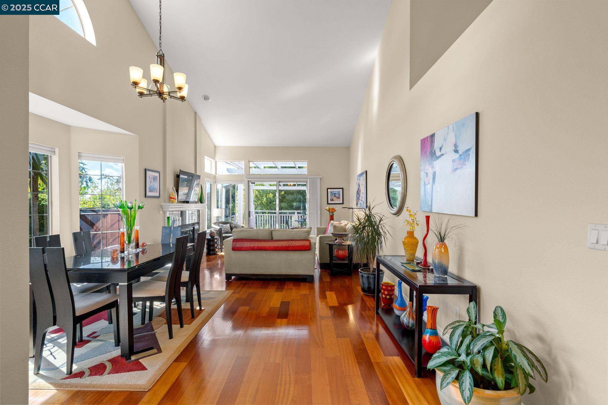 Detail Gallery Image 8 of 48 For 117 Crow Pl, Clayton,  CA 94517 - 3 Beds | 2 Baths