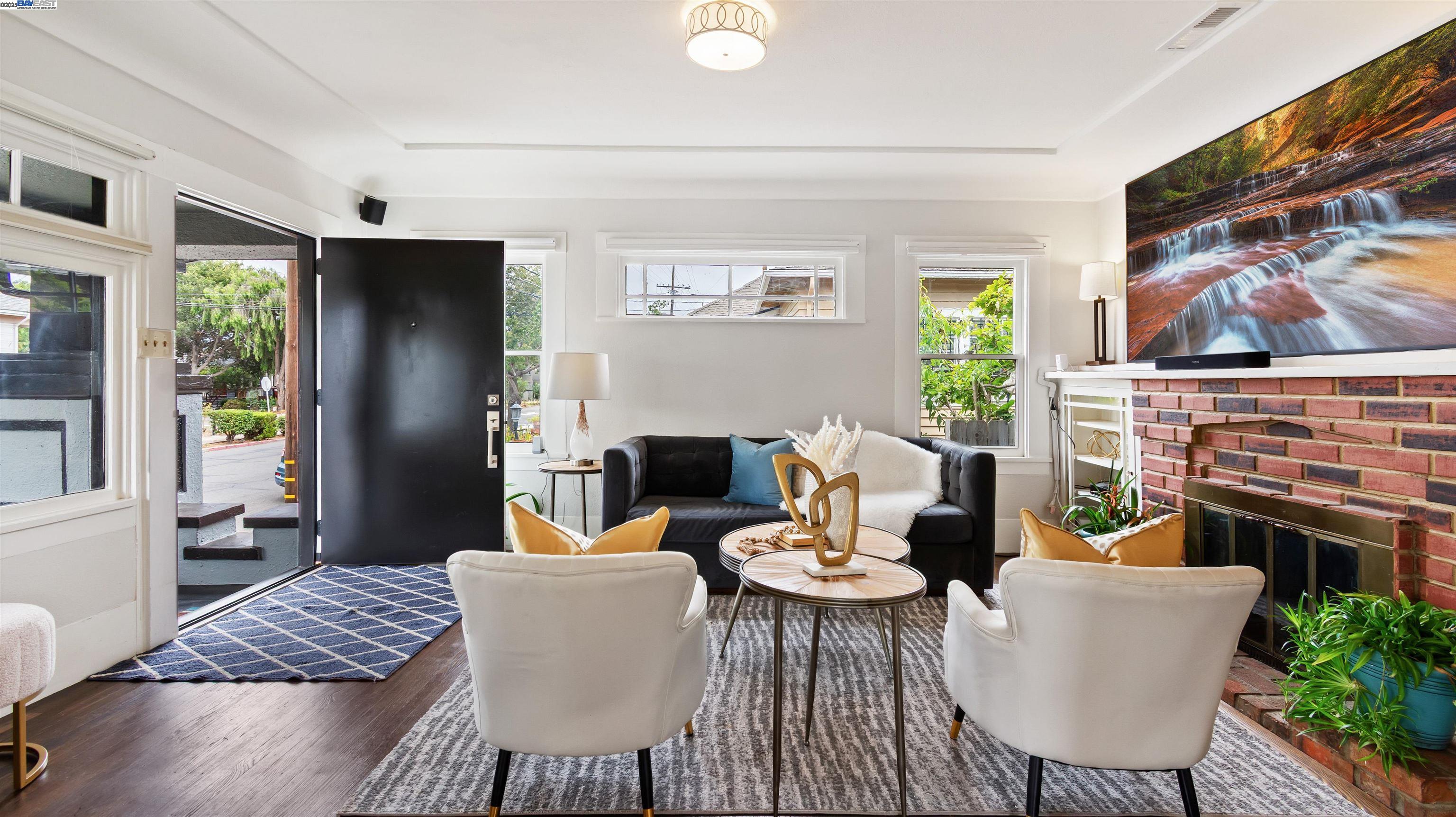 Front Image Thumbnail for BE41111379