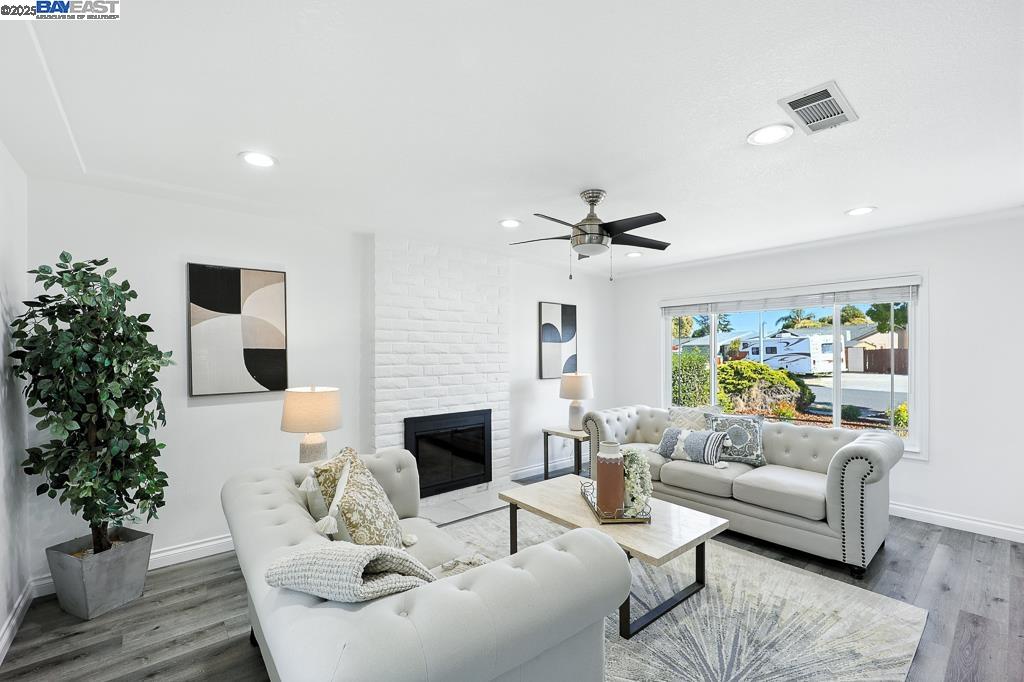 Detail Gallery Image 1 of 60 For 5953 Bellflower Drive, Newark,  CA 94560 - 4 Beds | 2 Baths