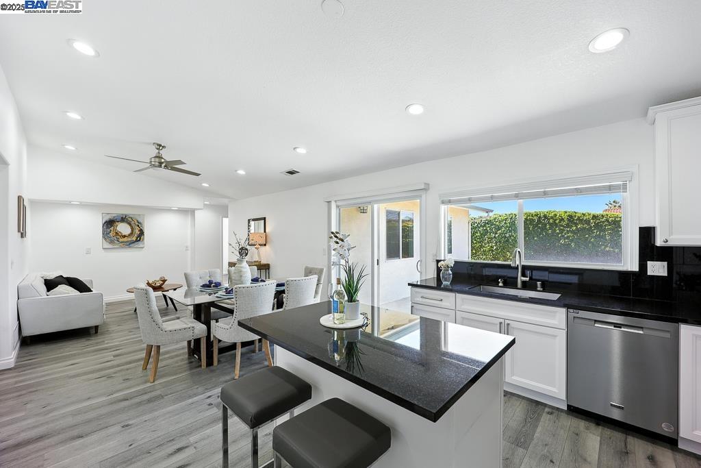Detail Gallery Image 18 of 60 For 5953 Bellflower Drive, Newark,  CA 94560 - 4 Beds | 2 Baths