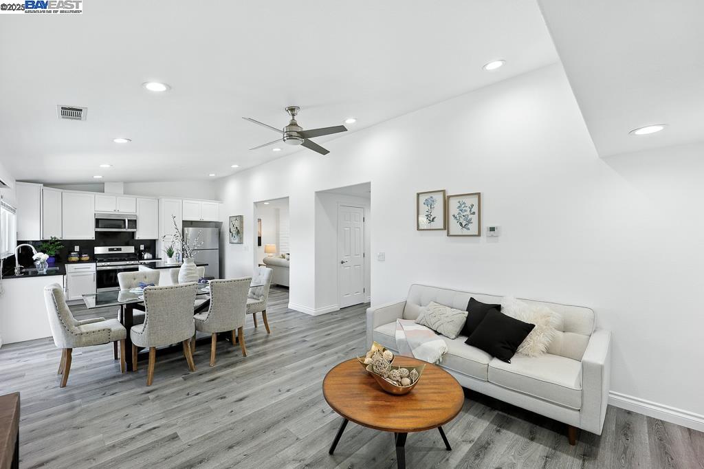 Detail Gallery Image 23 of 60 For 5953 Bellflower Drive, Newark,  CA 94560 - 4 Beds | 2 Baths
