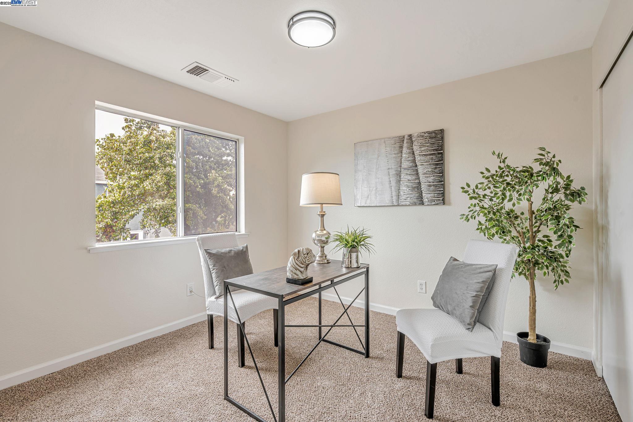 Detail Gallery Image 11 of 19 For 215 Ruby Ave., Richmond,  CA 94801 - 4 Beds | 3 Baths