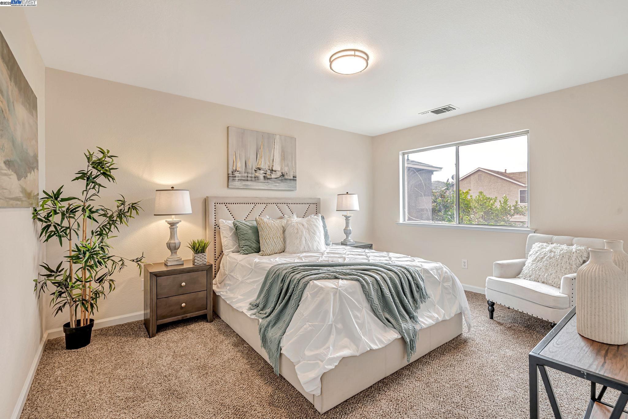 Detail Gallery Image 12 of 19 For 215 Ruby Ave., Richmond,  CA 94801 - 4 Beds | 3 Baths