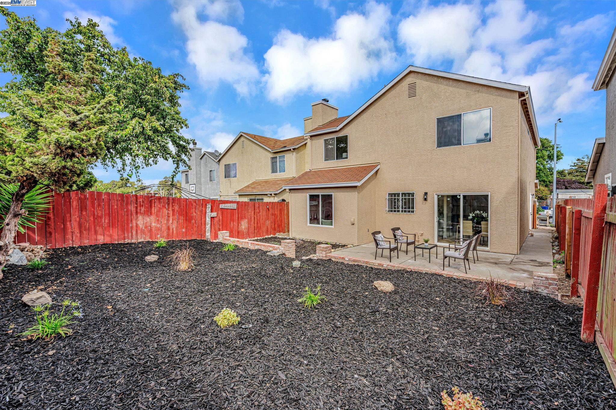 Detail Gallery Image 18 of 19 For 215 Ruby Ave., Richmond,  CA 94801 - 4 Beds | 3 Baths