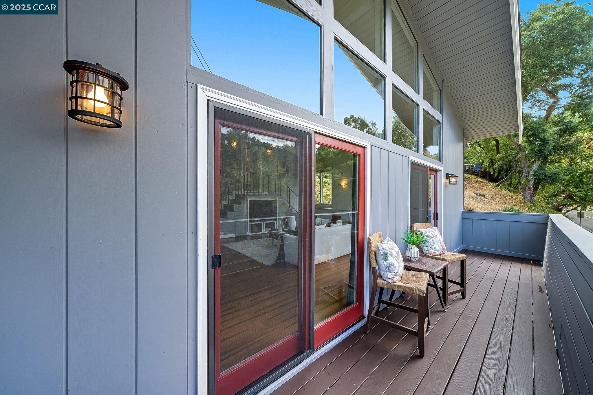Detail Gallery Image 15 of 33 For 50 Brookwood Rd, Orinda,  CA 94563 - 3 Beds | 2 Baths