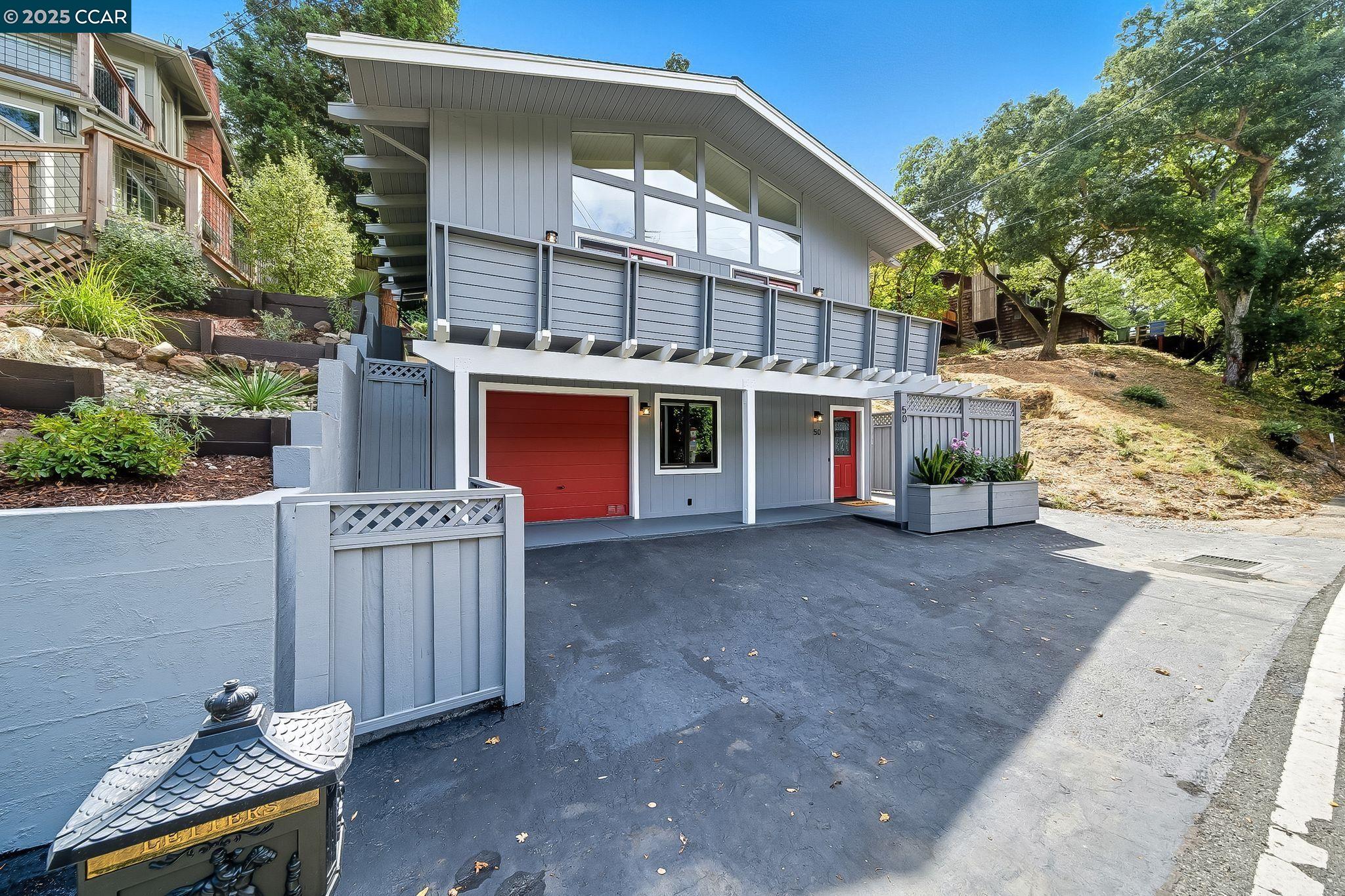 Detail Gallery Image 30 of 33 For 50 Brookwood Rd, Orinda,  CA 94563 - 3 Beds | 2 Baths