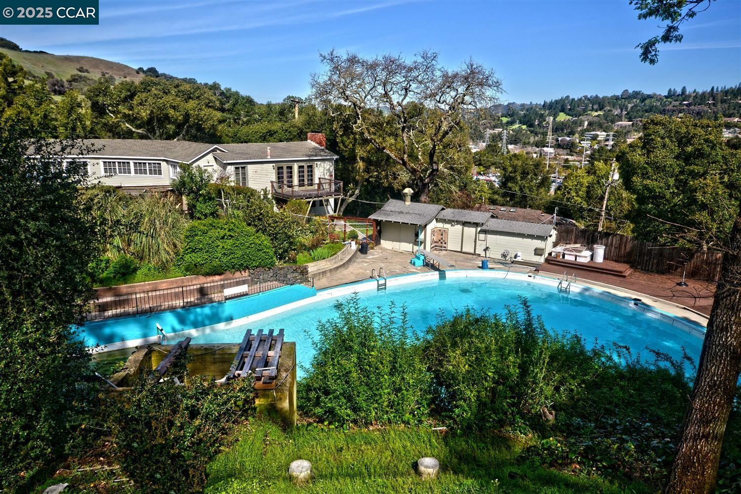 Detail Gallery Image 33 of 33 For 50 Brookwood Rd, Orinda,  CA 94563 - 3 Beds | 2 Baths