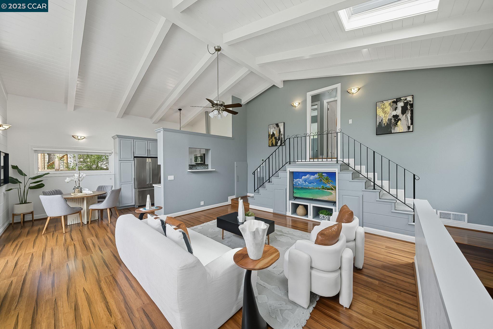 Detail Gallery Image 5 of 33 For 50 Brookwood Rd, Orinda,  CA 94563 - 3 Beds | 2 Baths