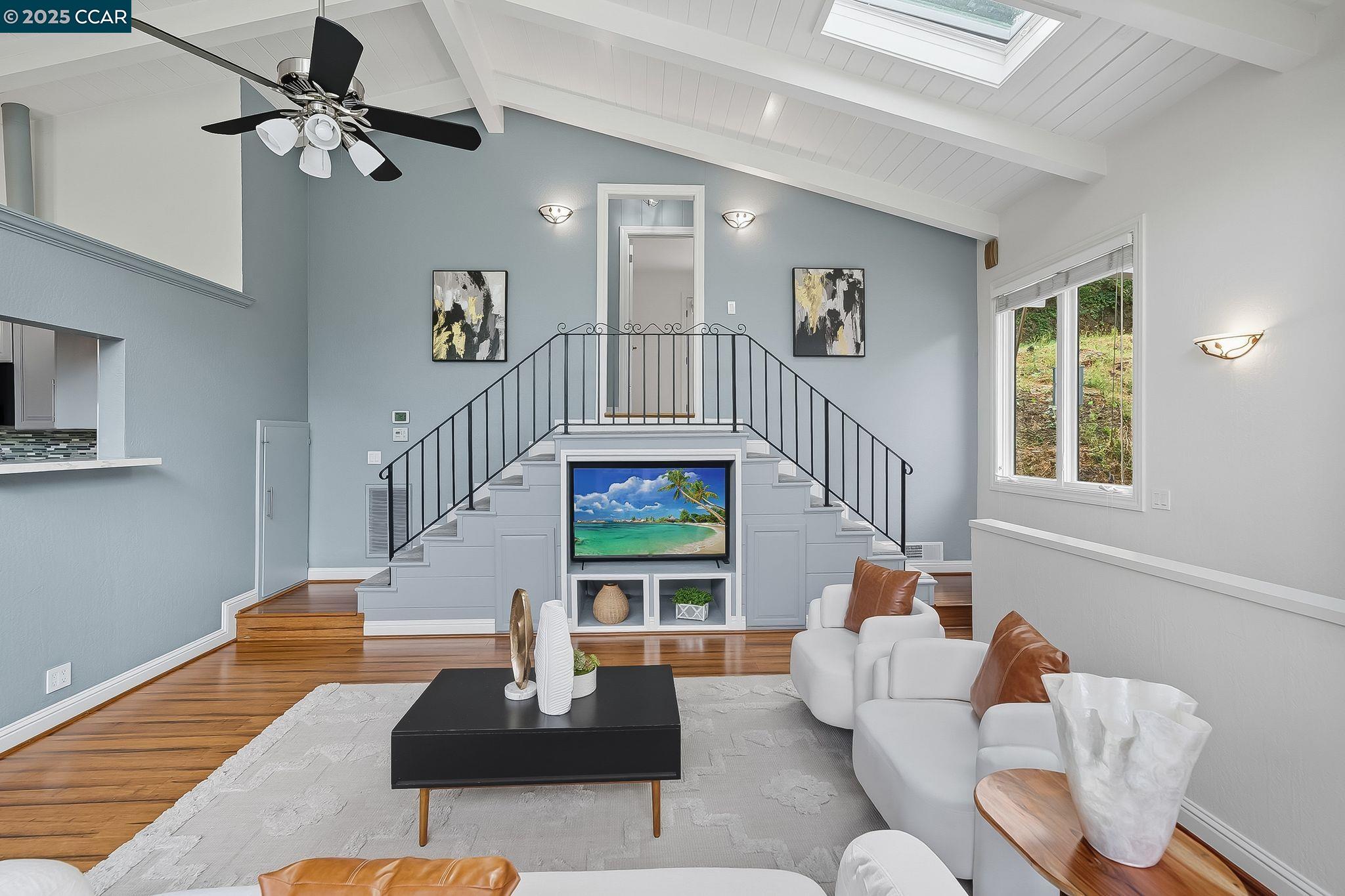 Detail Gallery Image 6 of 33 For 50 Brookwood Rd, Orinda,  CA 94563 - 3 Beds | 2 Baths