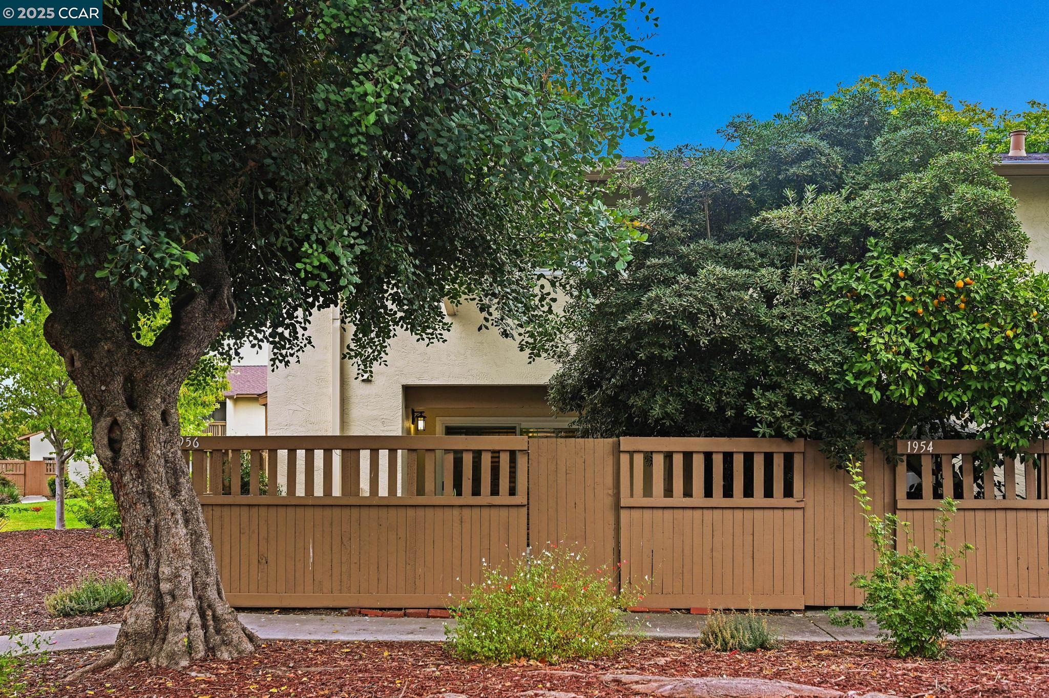 Photo #27: 41111388 Listing: Photo #27
