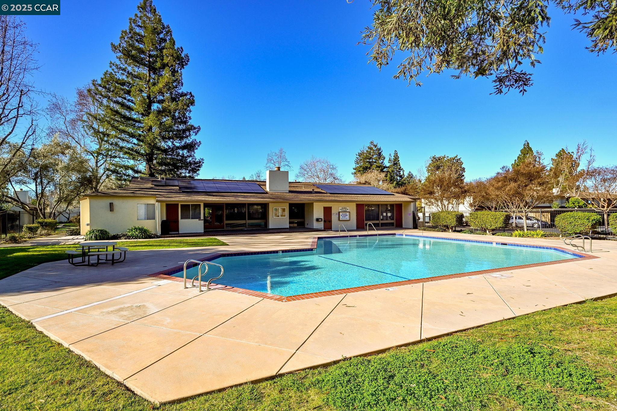 Photo #33: 41111388 Listing: Photo #33