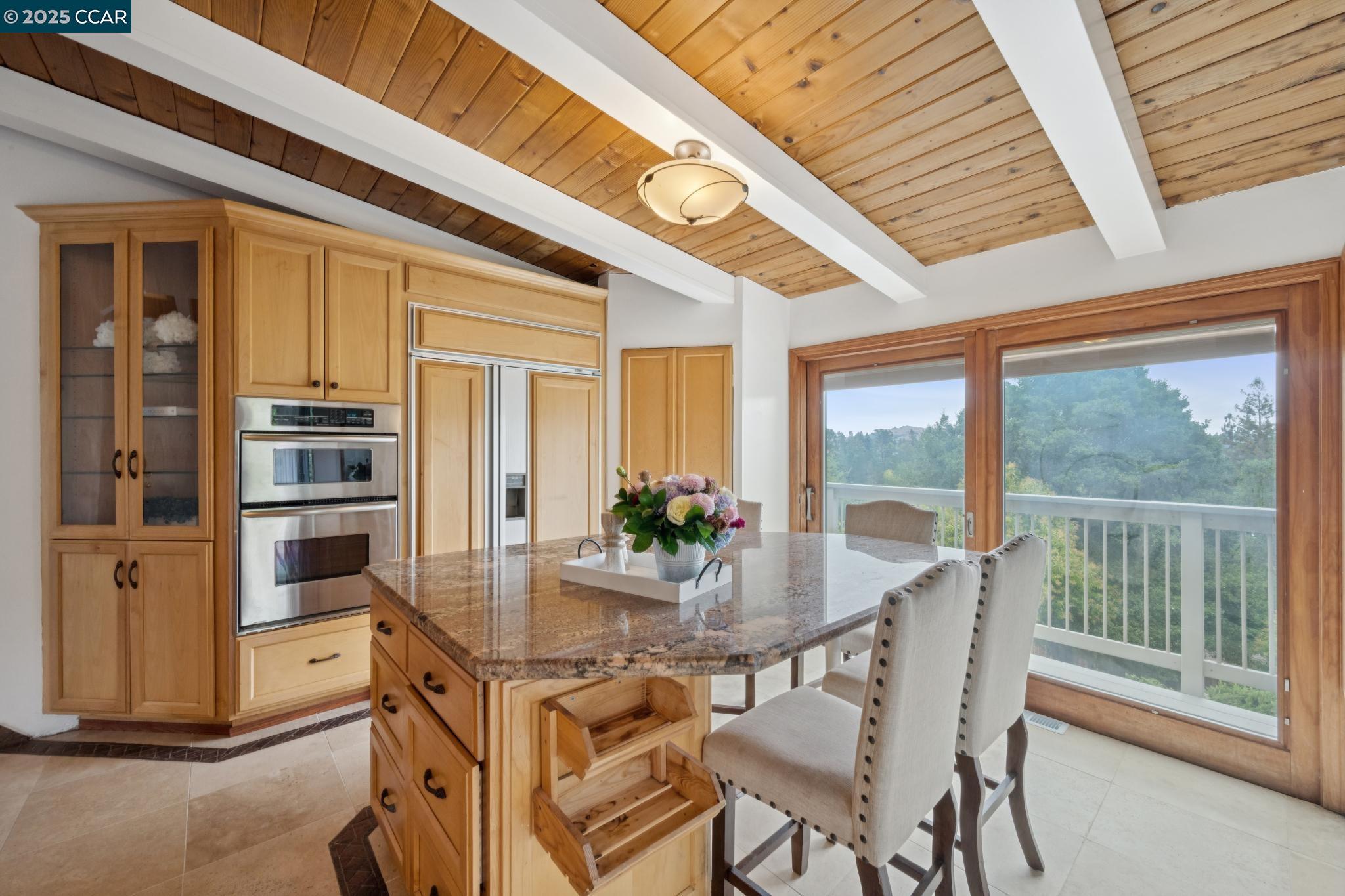 Detail Gallery Image 14 of 50 For 12 La Cresta Rd, Orinda,  CA 94563 - 4 Beds | 3 Baths