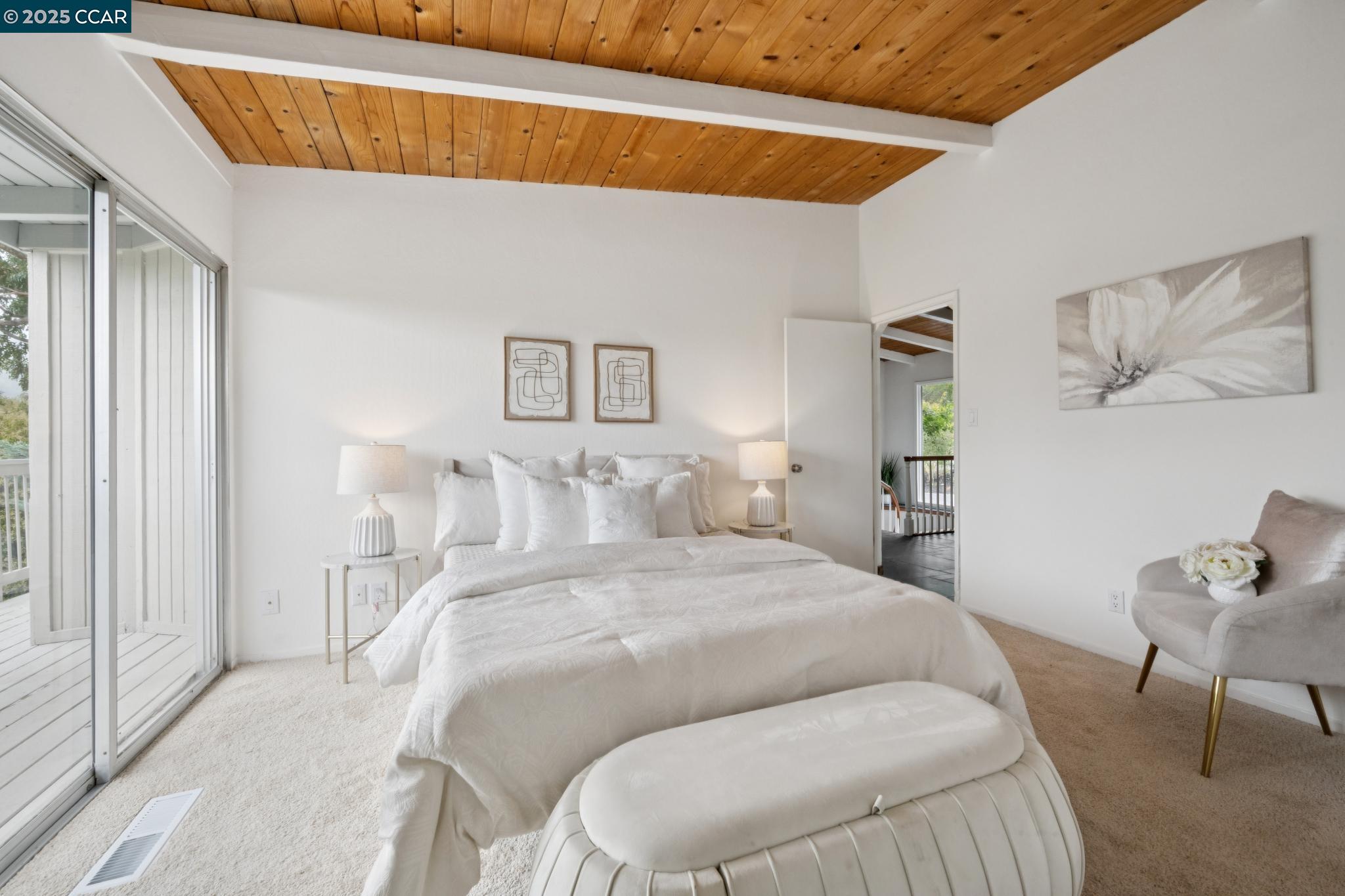 Detail Gallery Image 17 of 50 For 12 La Cresta Rd, Orinda,  CA 94563 - 4 Beds | 3 Baths