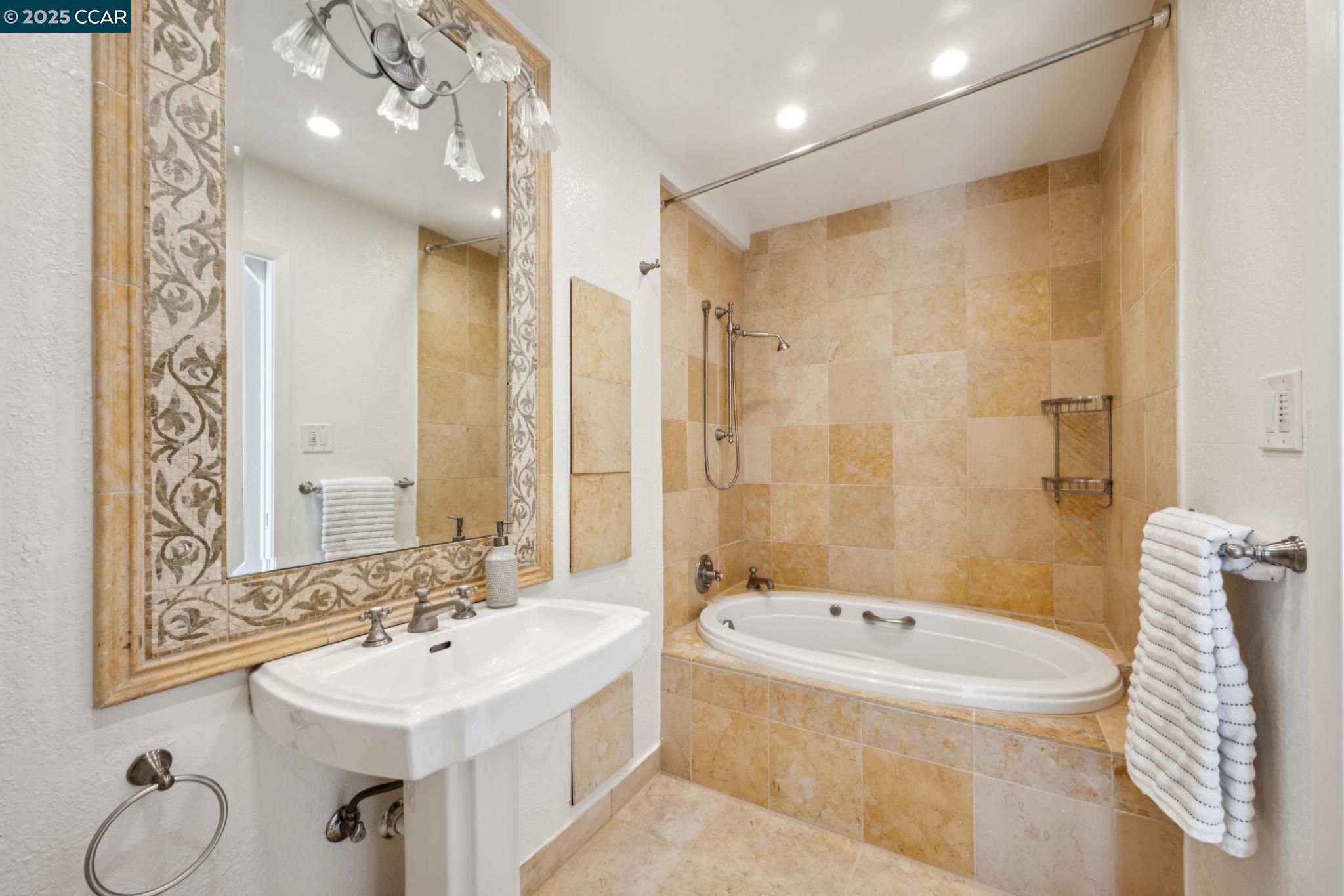 Detail Gallery Image 26 of 50 For 12 La Cresta Rd, Orinda,  CA 94563 - 4 Beds | 3 Baths
